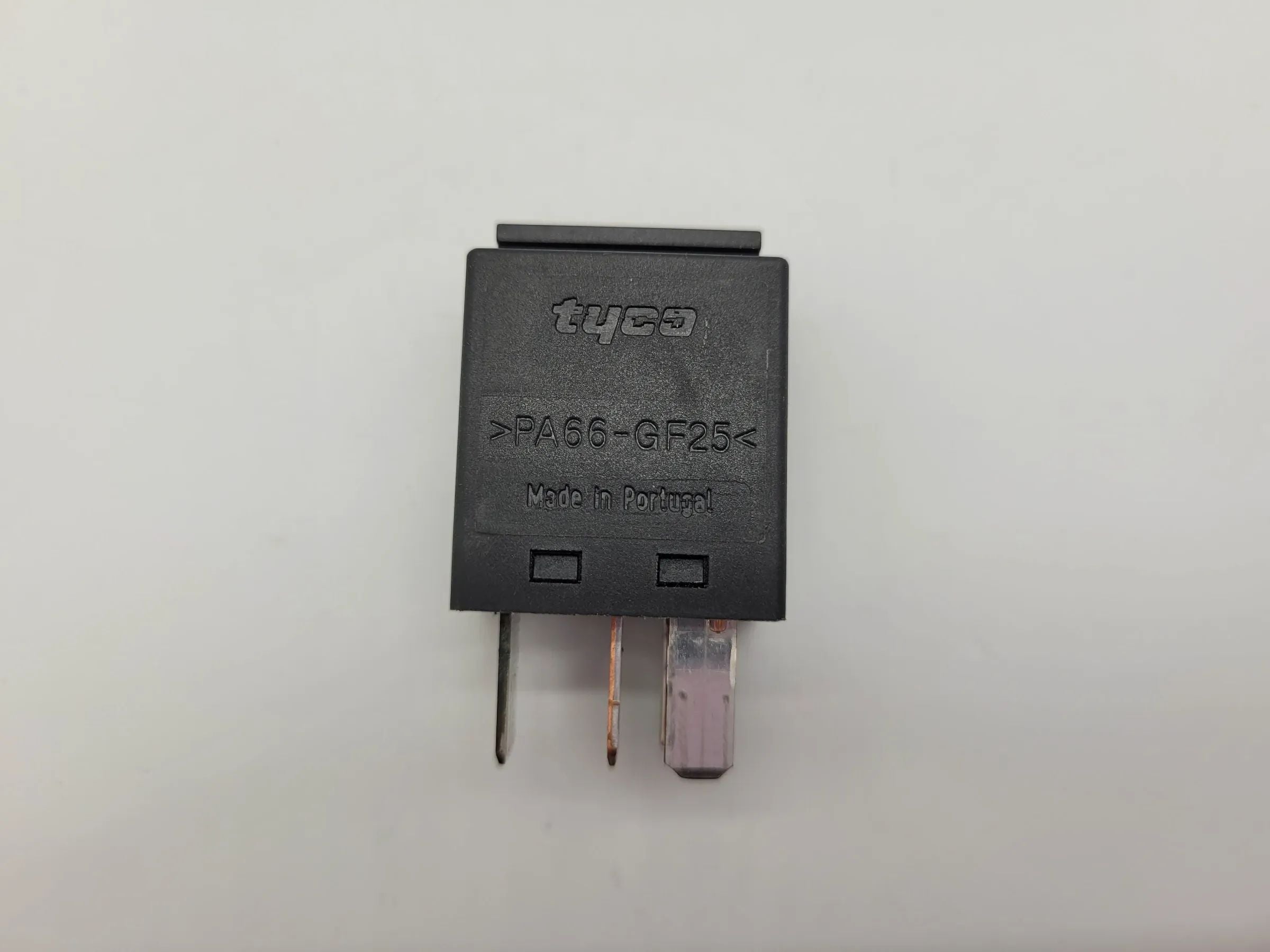 Original BMW 1er/2er/3er/5er/6er/X1/X2/X3/X5 Relais 61366901469