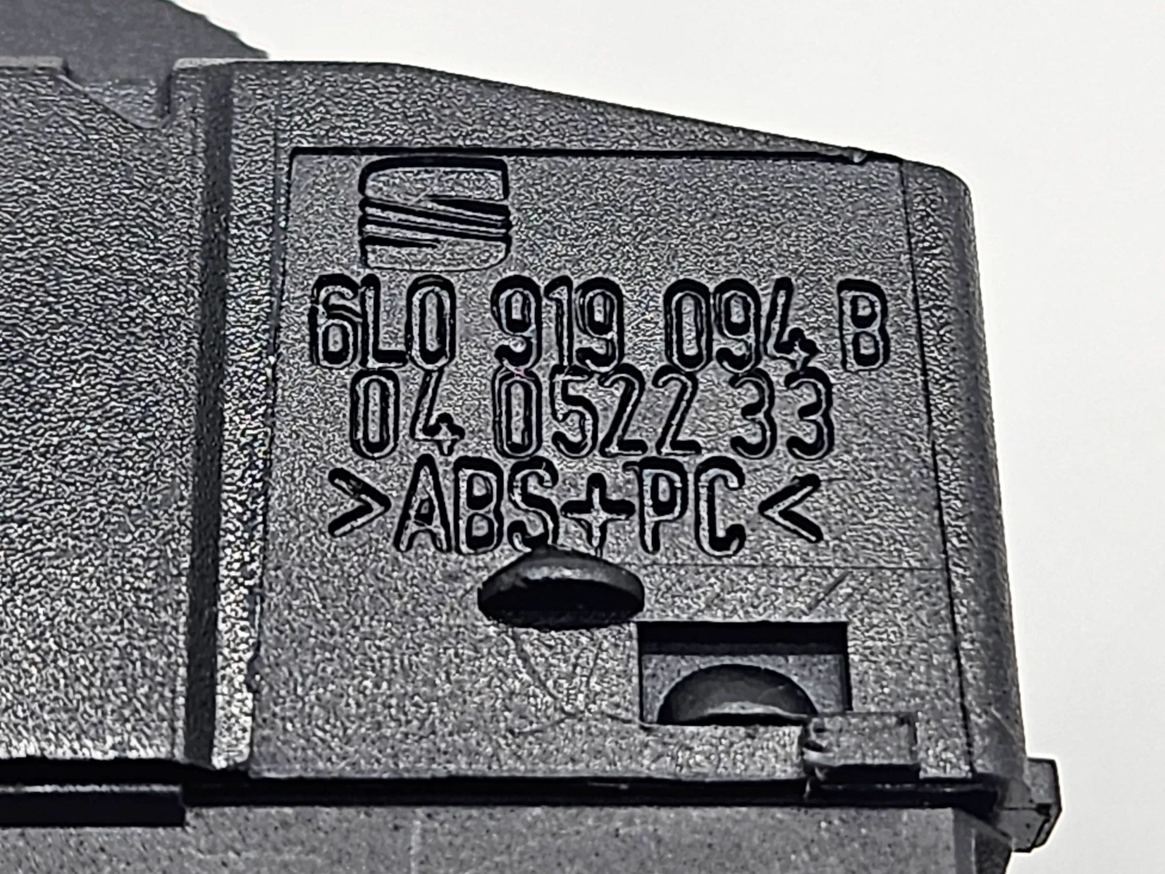 Seat Ibiza 3 III 6L Регулятор уровня фар корректор высоты 6L0919094B