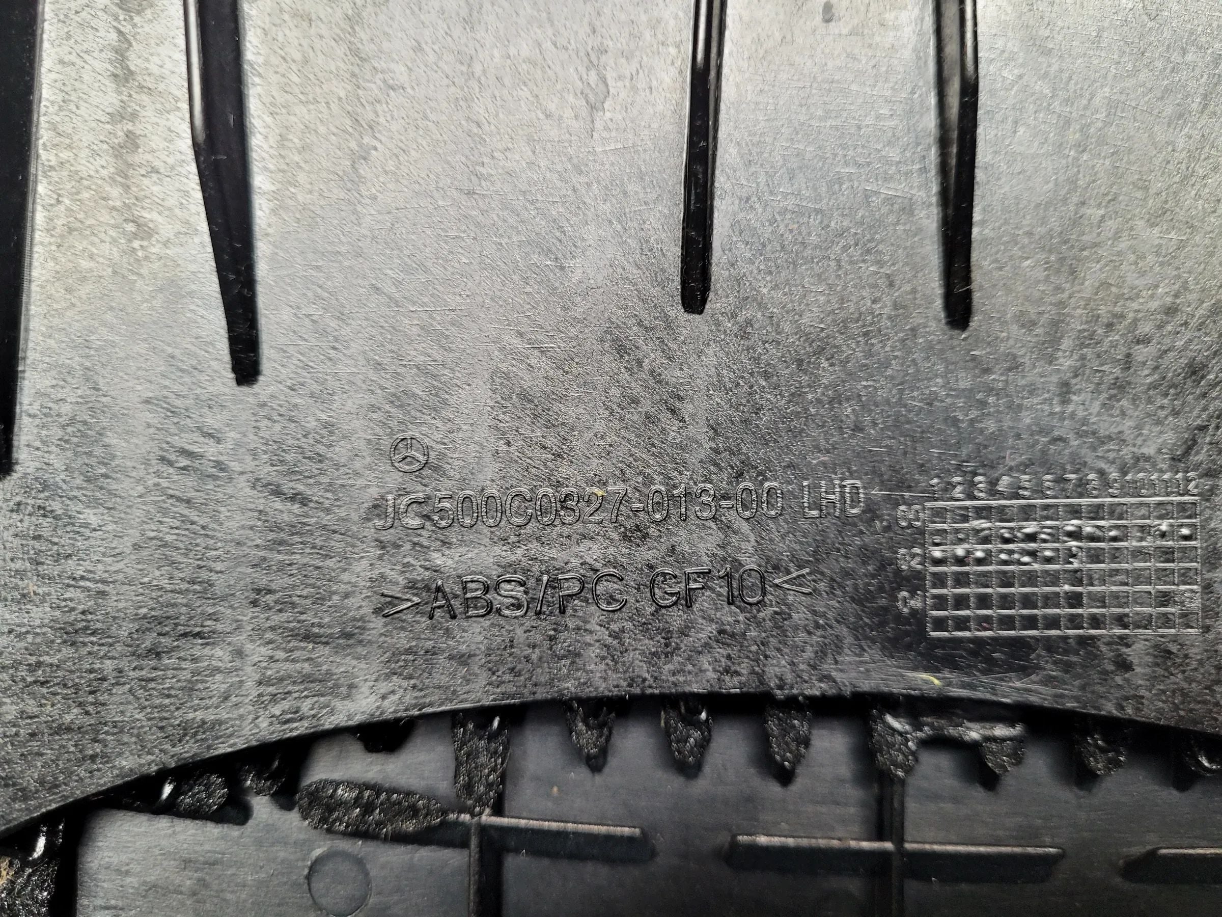 Original Mercedes-Benz A-Klasse (W168) Instrumentenblende Tachoblende A168680591