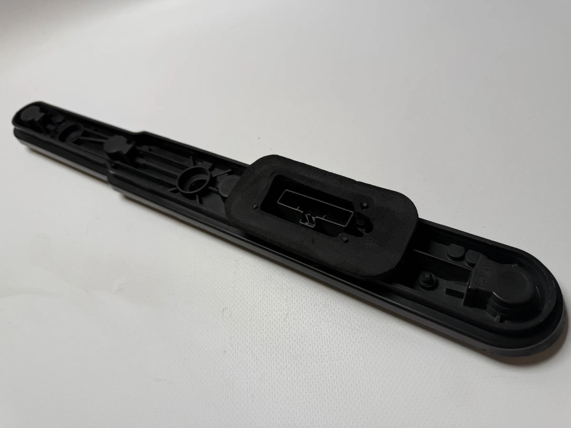 Original Ford Focus C-MAX lamp holder rear light L/R 3M51-13N411-AA / 158 952 