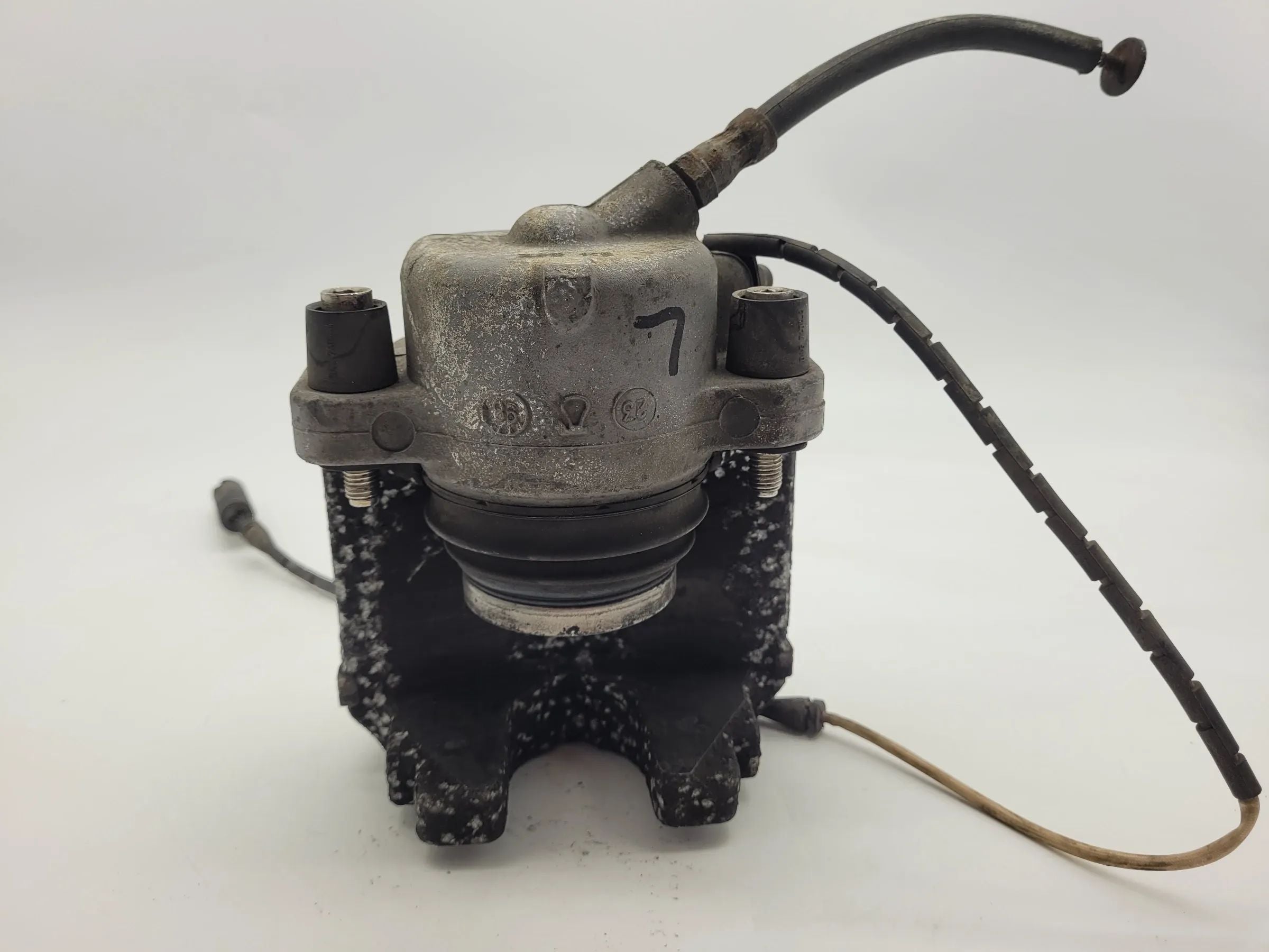 Original BMW 5er (E39) Bremssattel Links 6022296 91