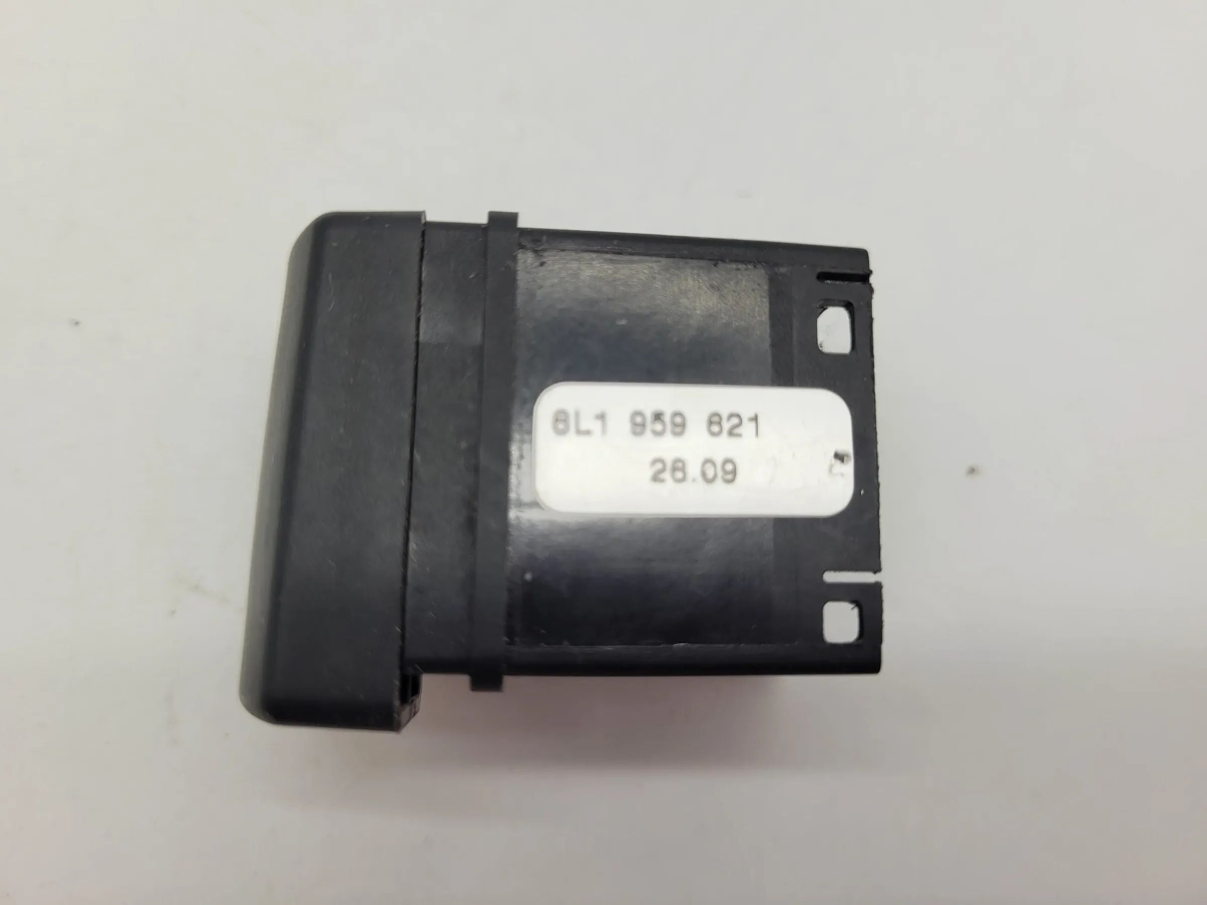 Original Seat Ibiza (6L1/6L2) Heckscheibenheizung Schalter 6L1959621 6L1959621