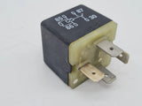 Original Audi A6 (4B2/4B4) Relais Multifunktionsrelais 431951253H