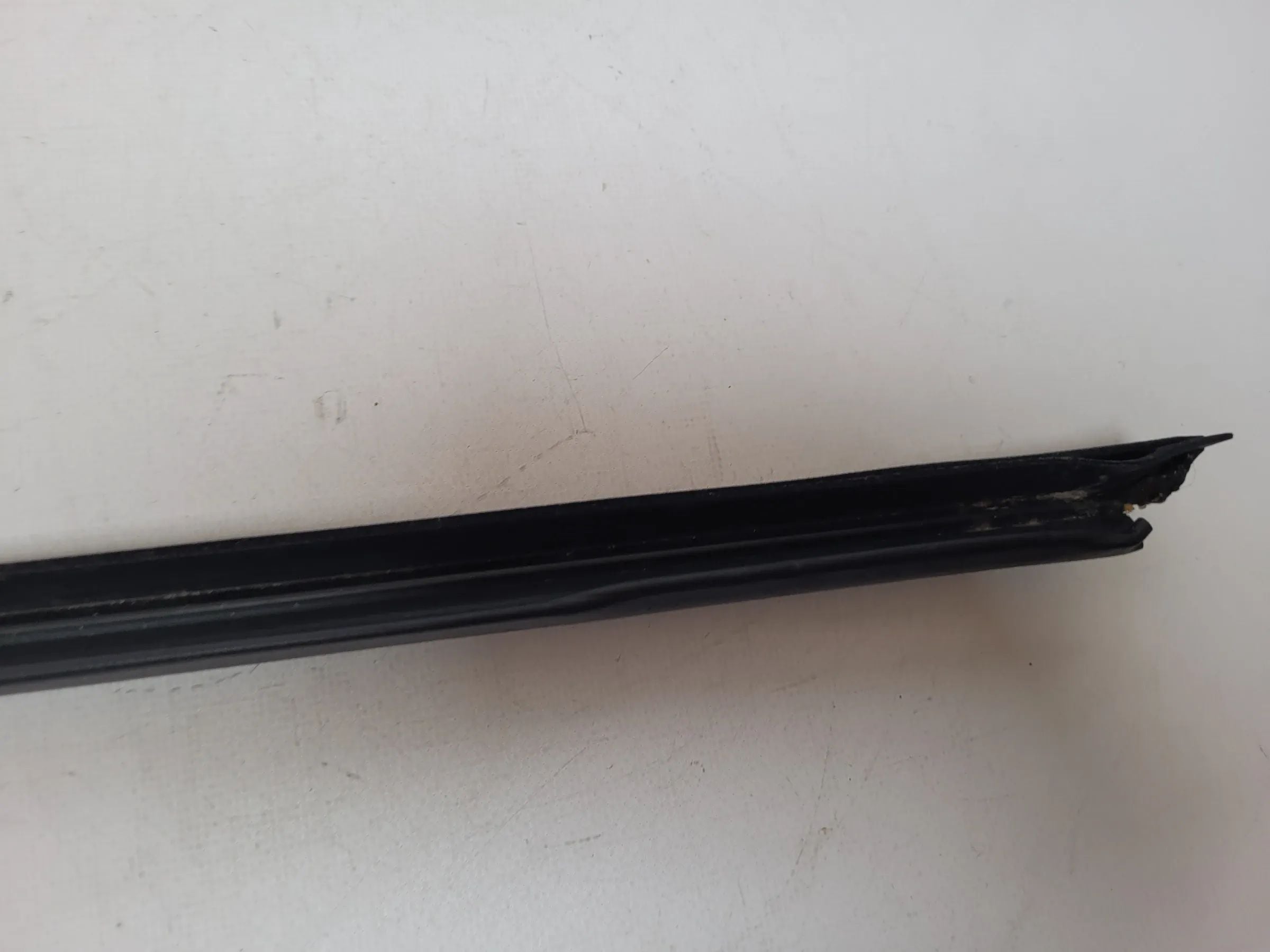 Original Audi A6 (4B2/4B4) Fensterschachtleiste Fenster Dichtung Hinten Links