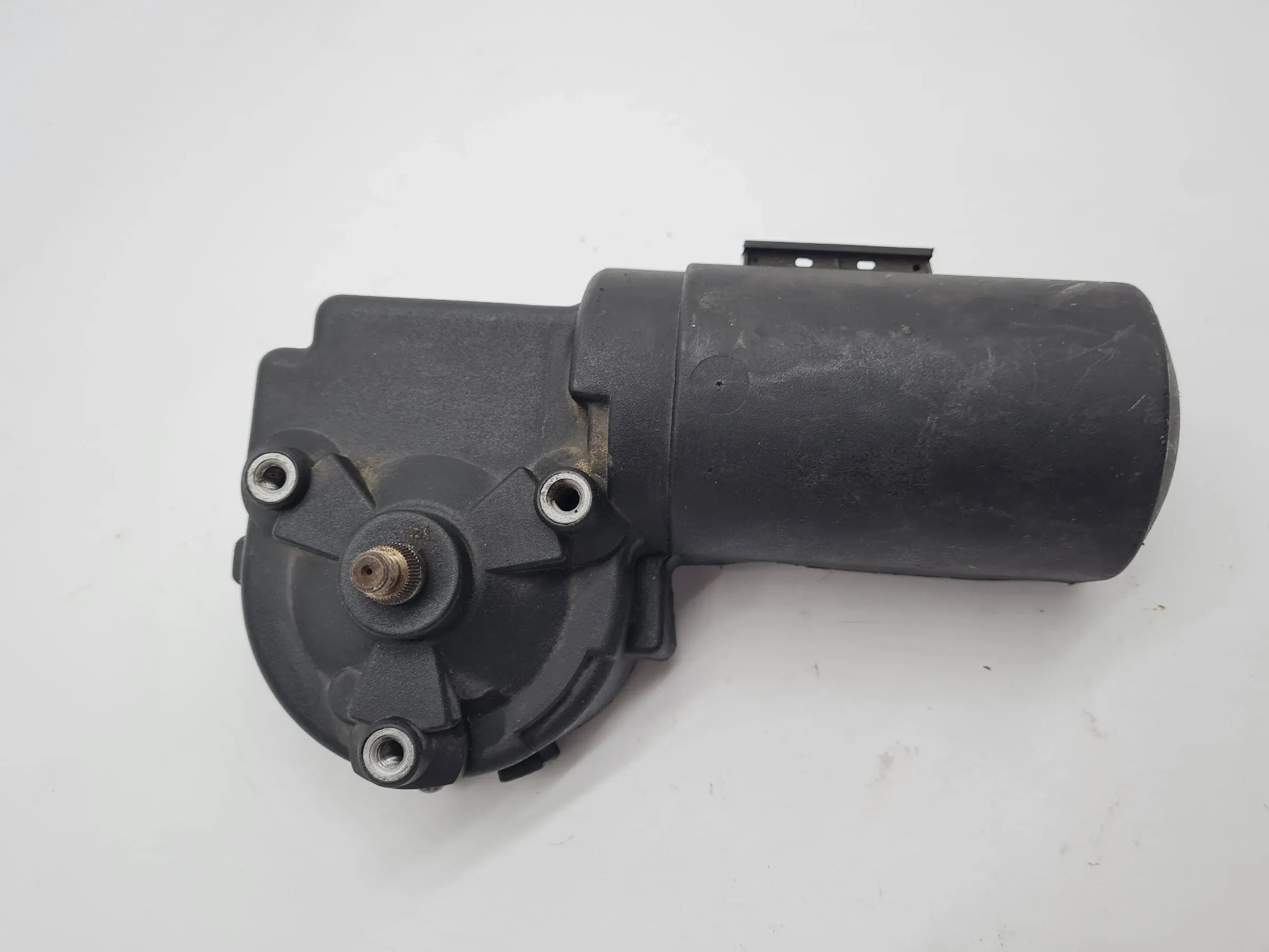 Original Mercedes-Benz E-Klasse (W124) Scheibenwischermotor 0390241425