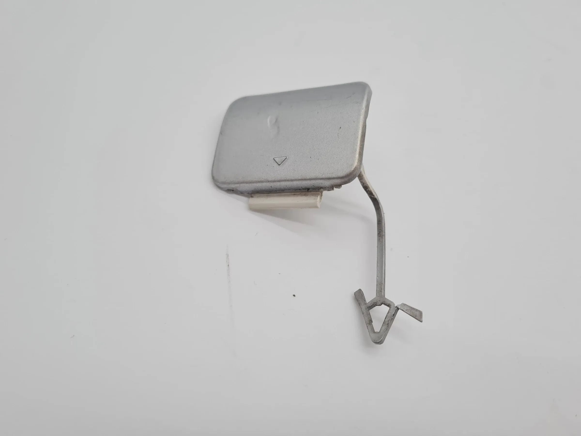 Original Mercedes-Benz C-Klasse (W203) Abdeckung Abschlepphaken A2038850326