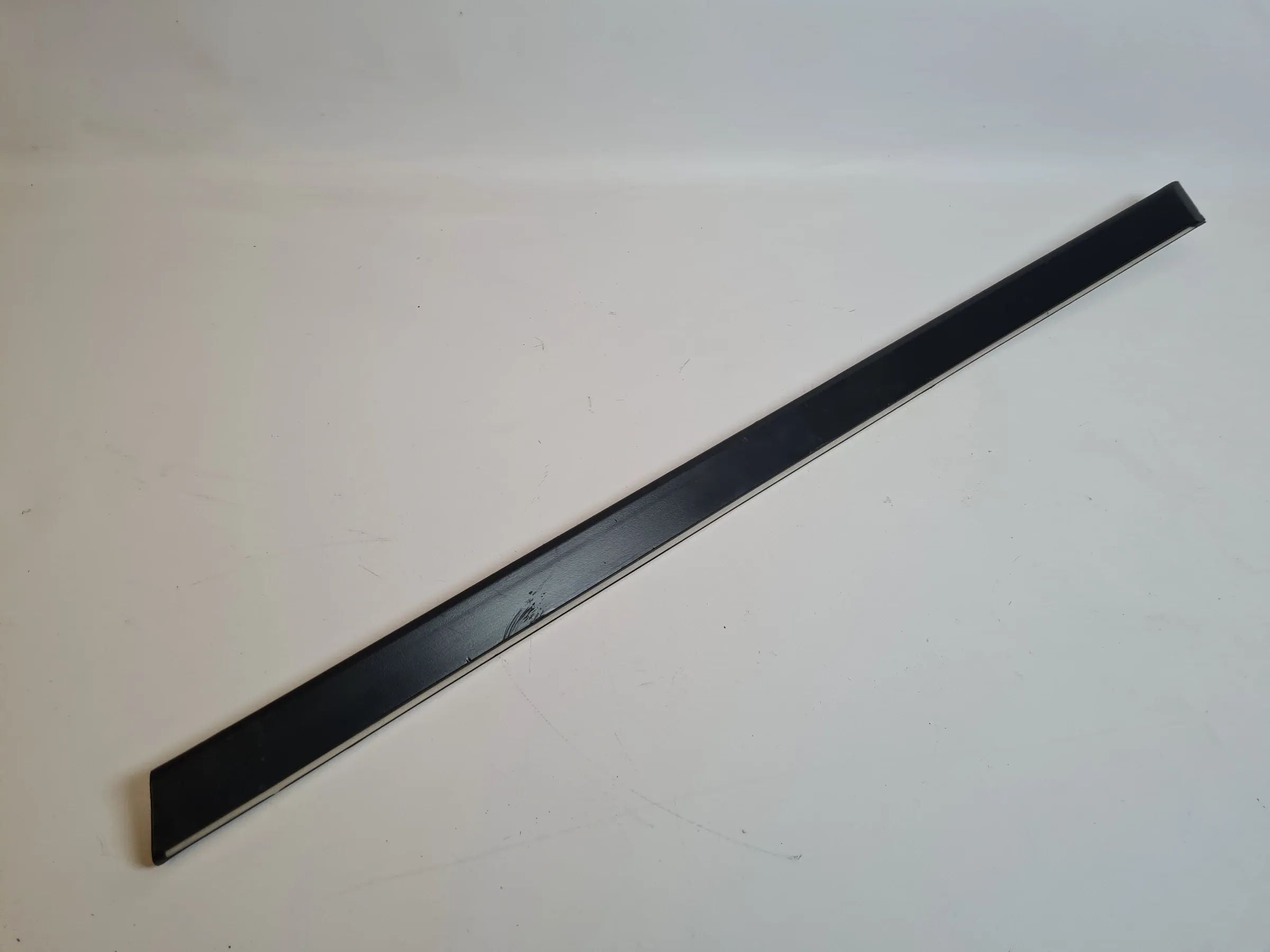 Original BMW 5er (E39) Türleiste Zierleiste Schwarz Links 8159297
