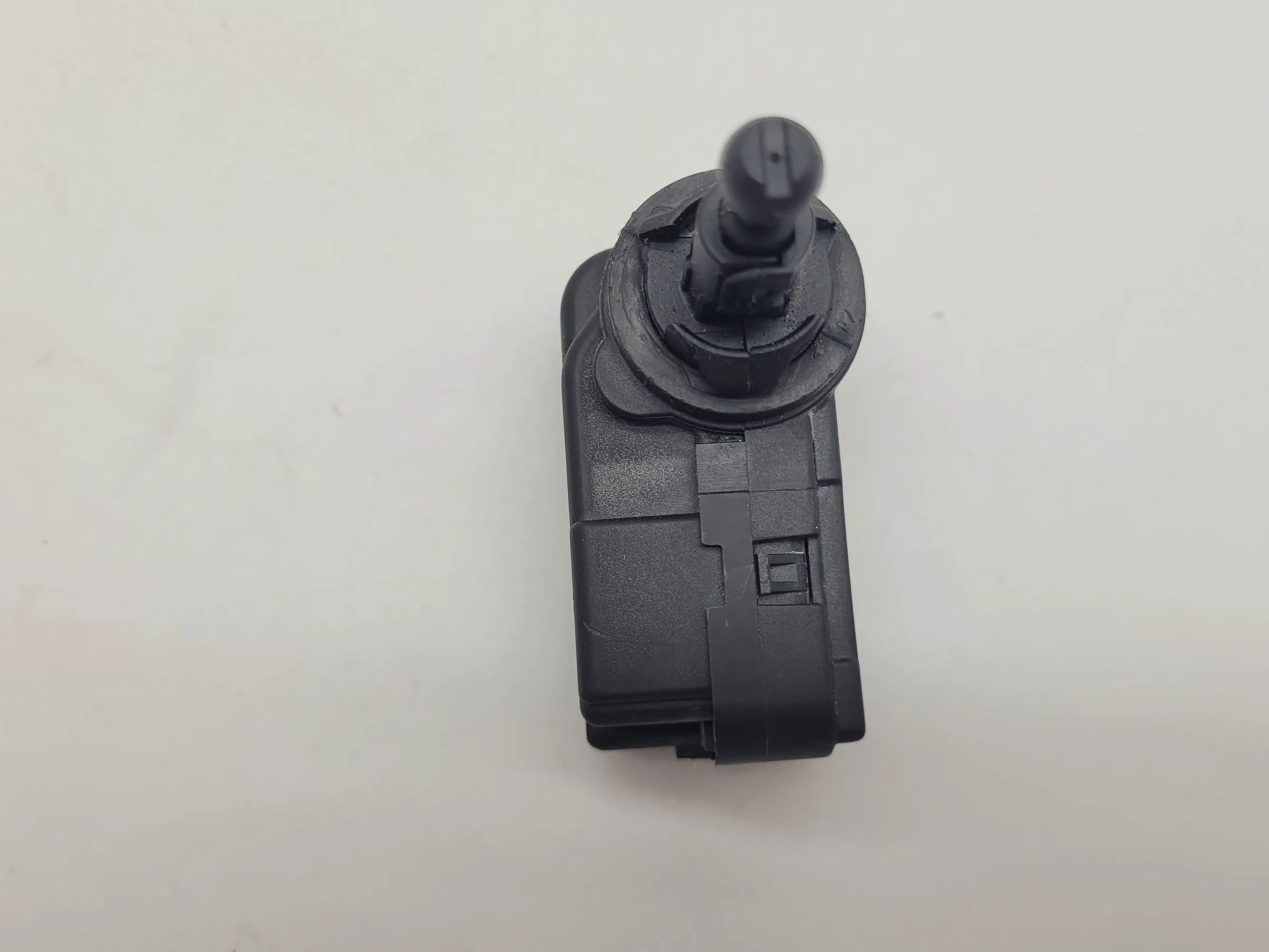 Original Ford KA (RB) Scheinwerfer Stellmotor LWR, L/R 97KG-13K198-AD