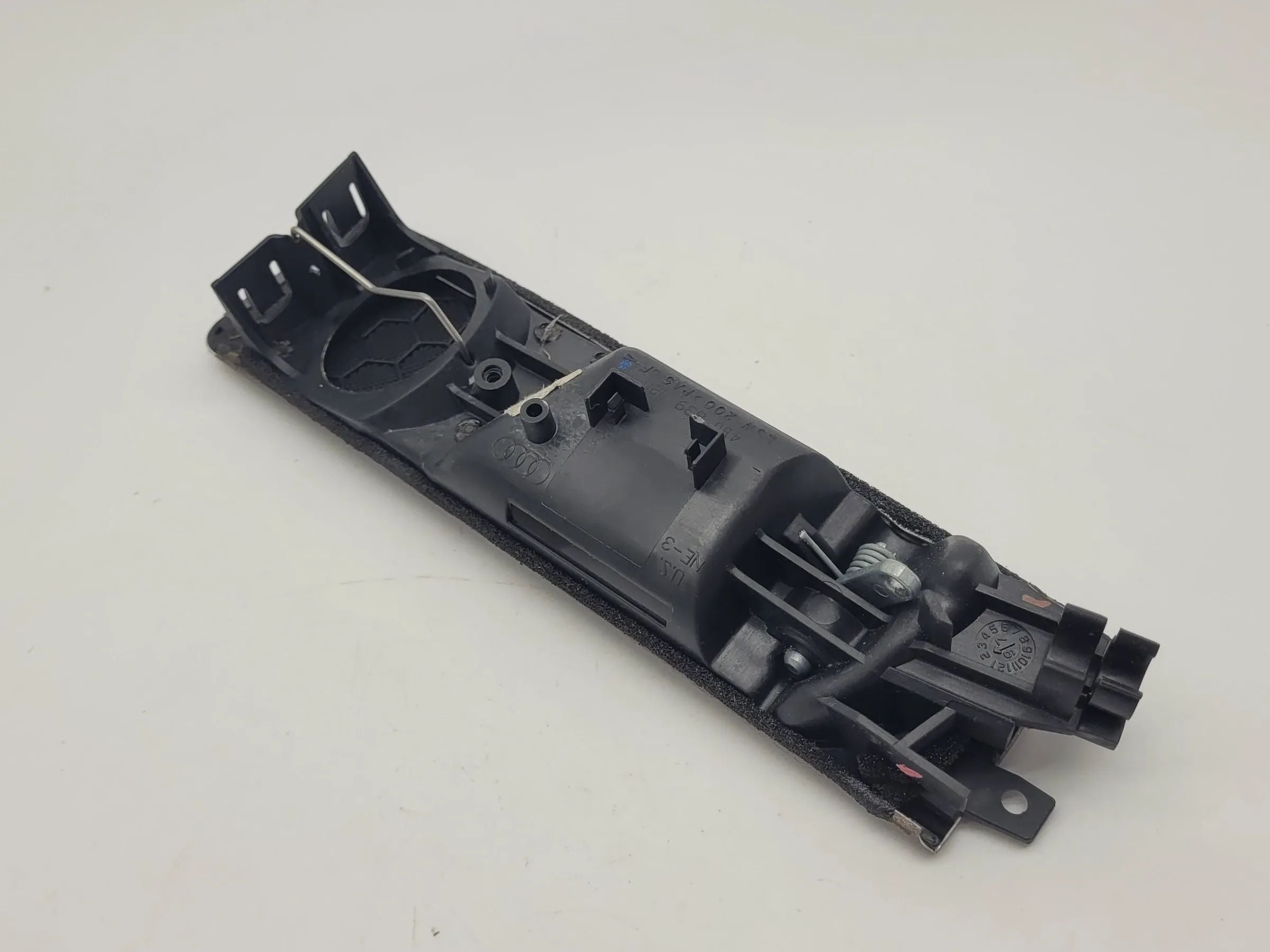 Original Audi A6 (4B2/4B4) Türöffner Türgriff Innen Hinten Rechts 4B0839020