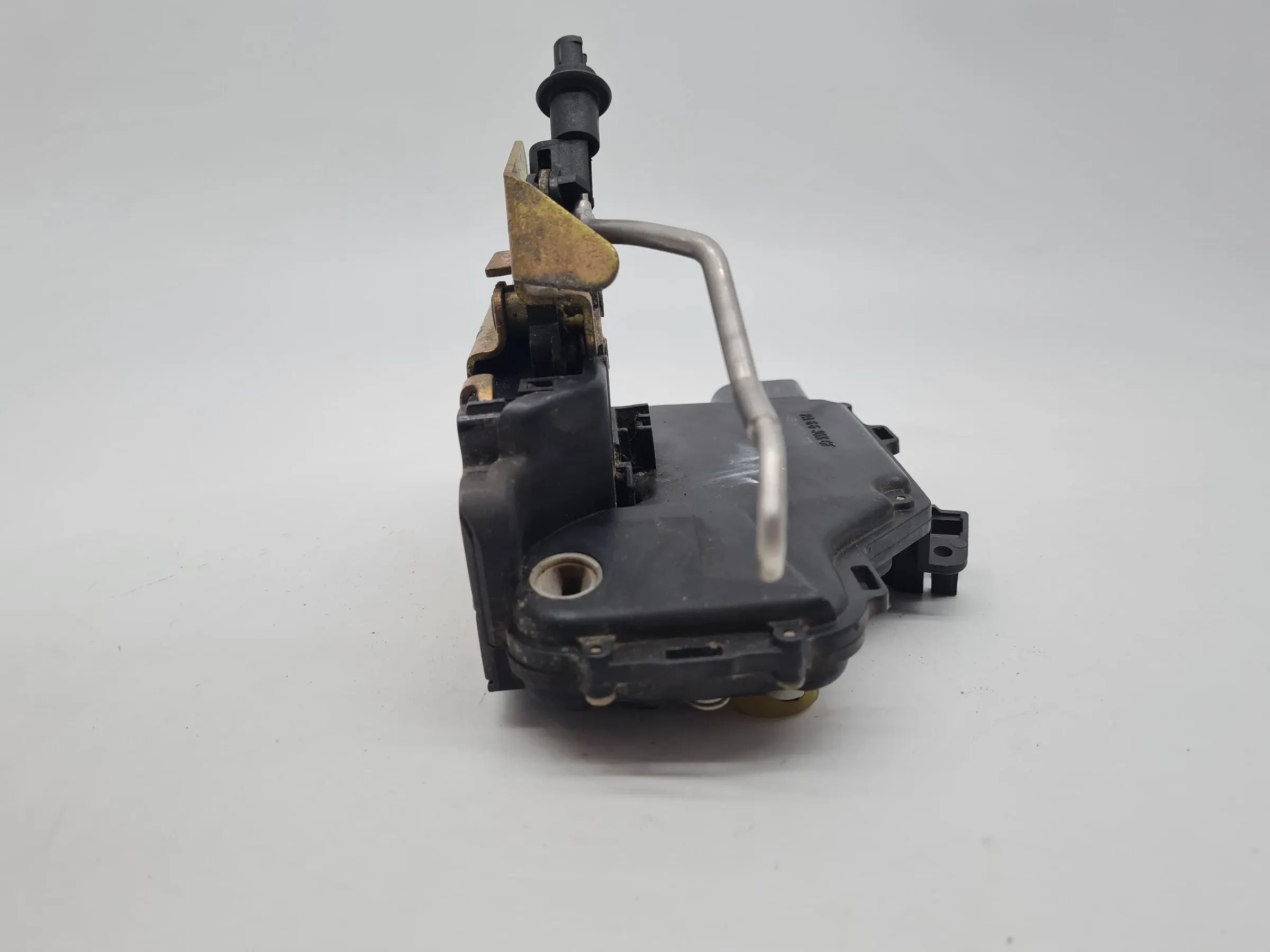 Original Audi A6 (4B2/4B4) Türschloß Stellmotor ZV Vorne Links 4B1837015B