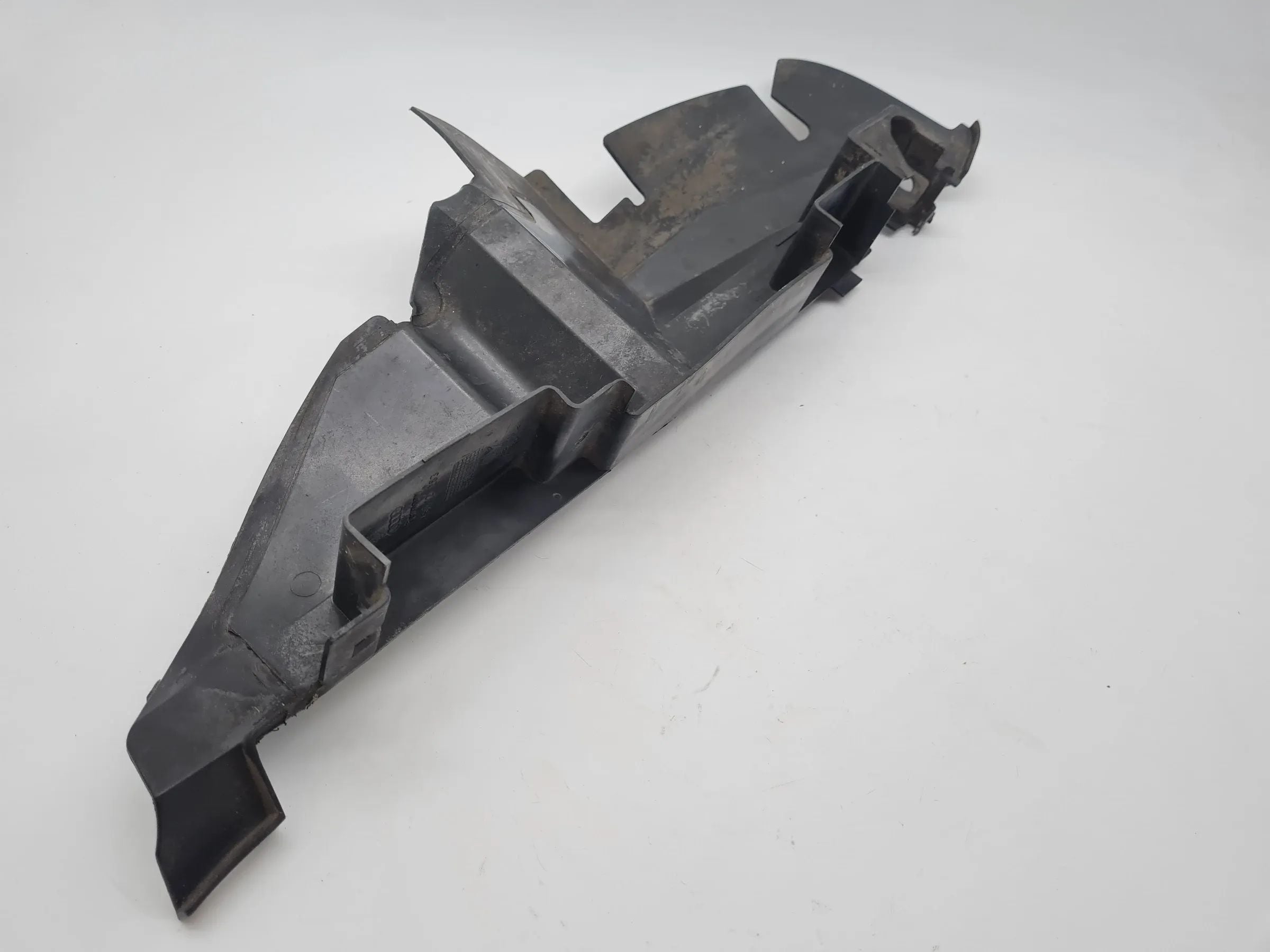 Original Audi A6 (4B2/4B4) Luftleitblech Schlossträger Kühler Links 4B0121283