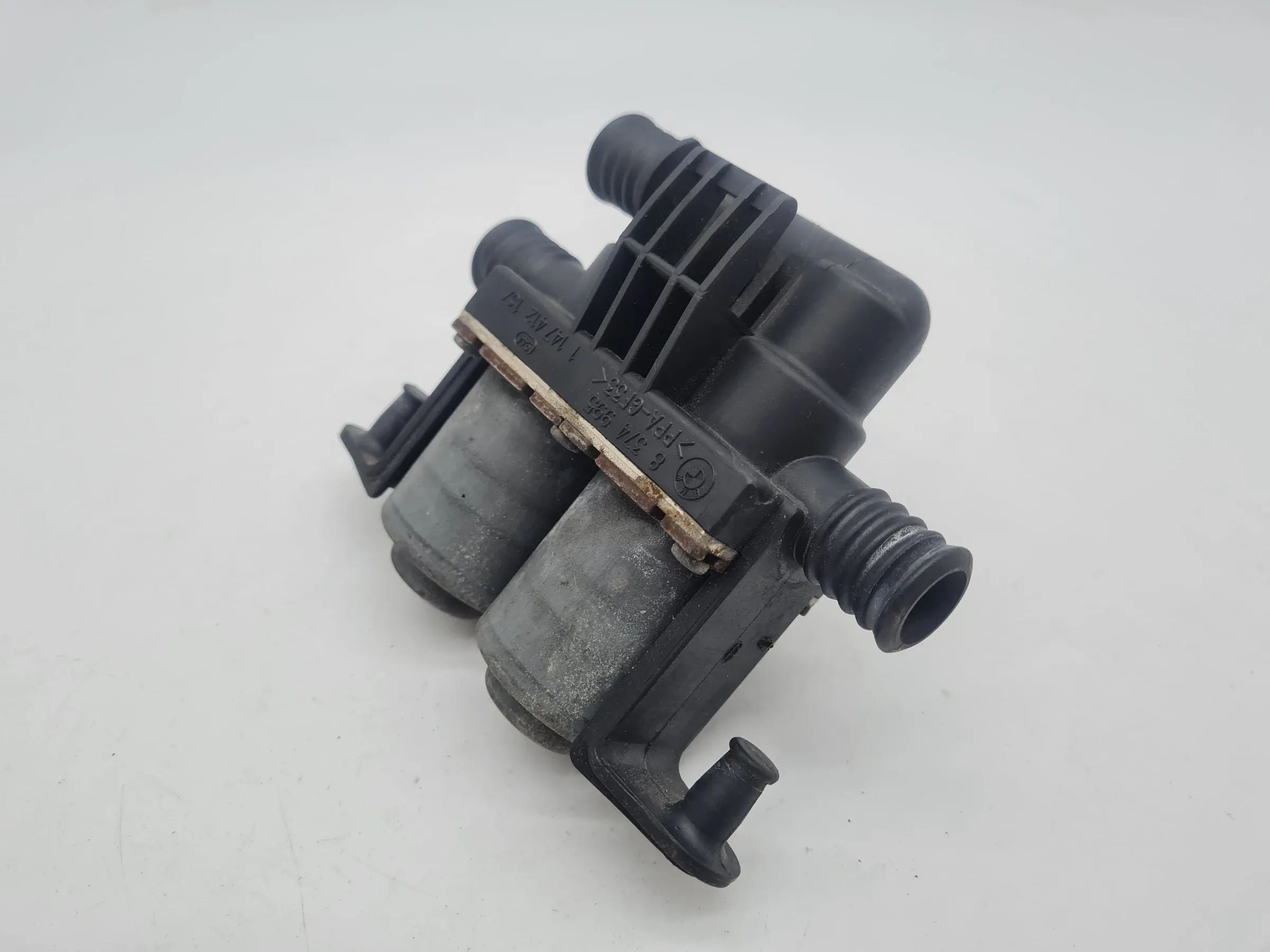 Original BMW 5er/X5/7 (E39/E53) Klima Wasserventil 64.12-8374995