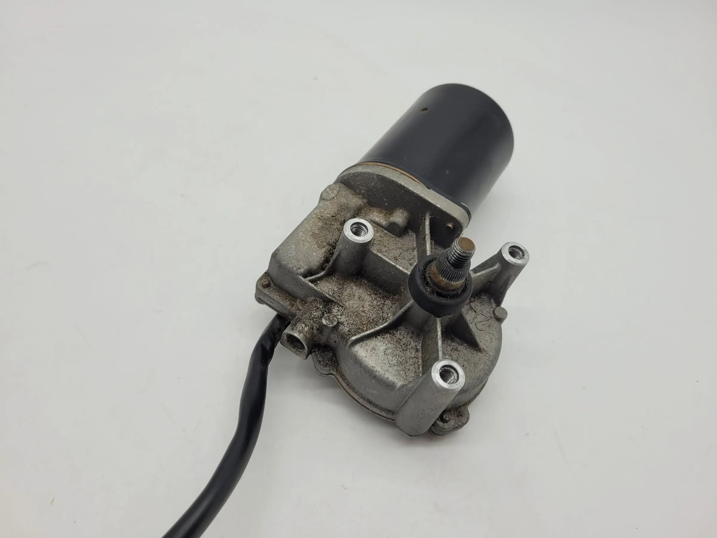 Original Mercedes-Benz C-Klasse (W203) Wischermotor Vorne A2038200342