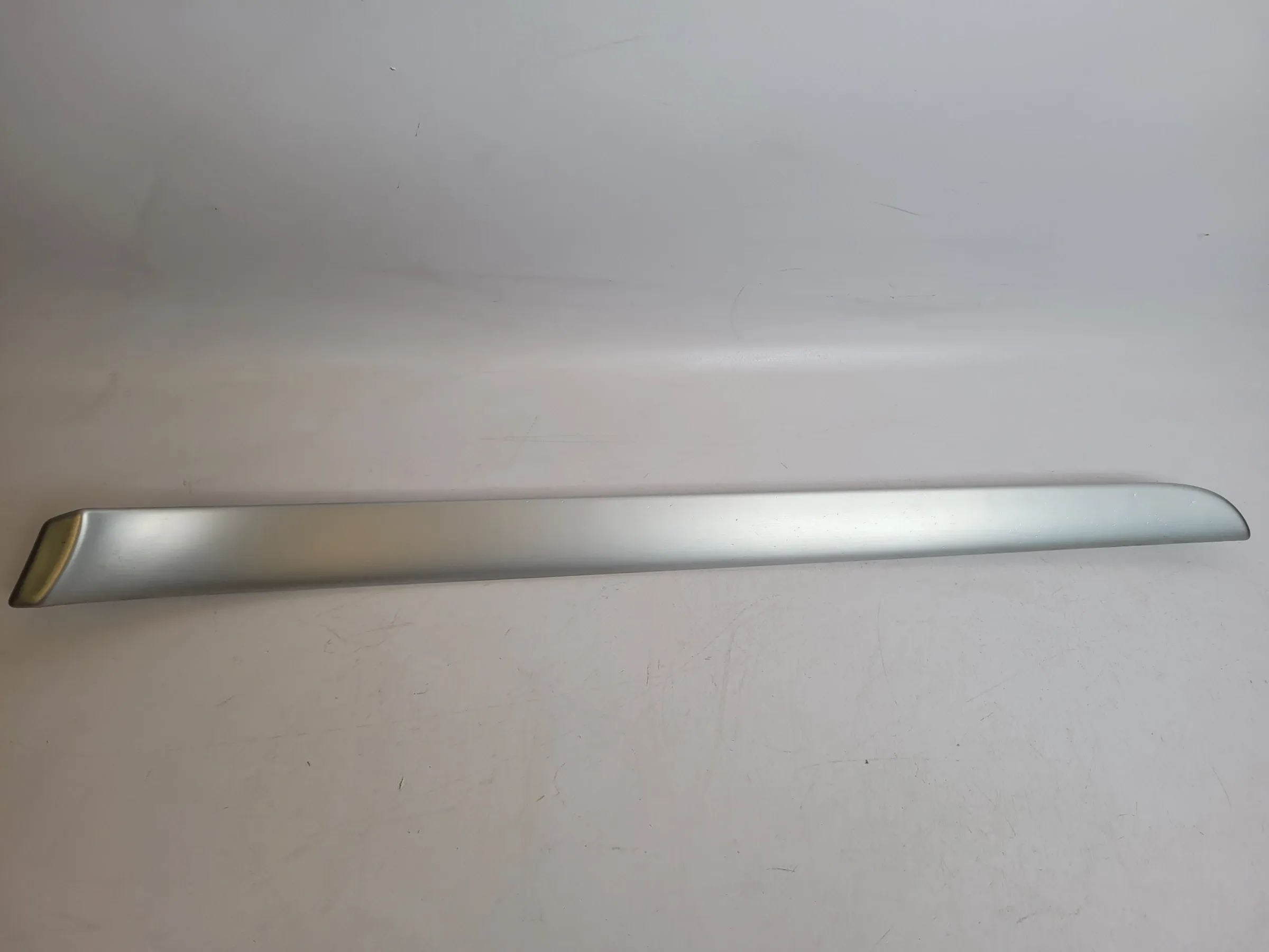 Original Audi A4 (S-Line) Dekorleiste Zierleiste Links Vorne 8E0867409