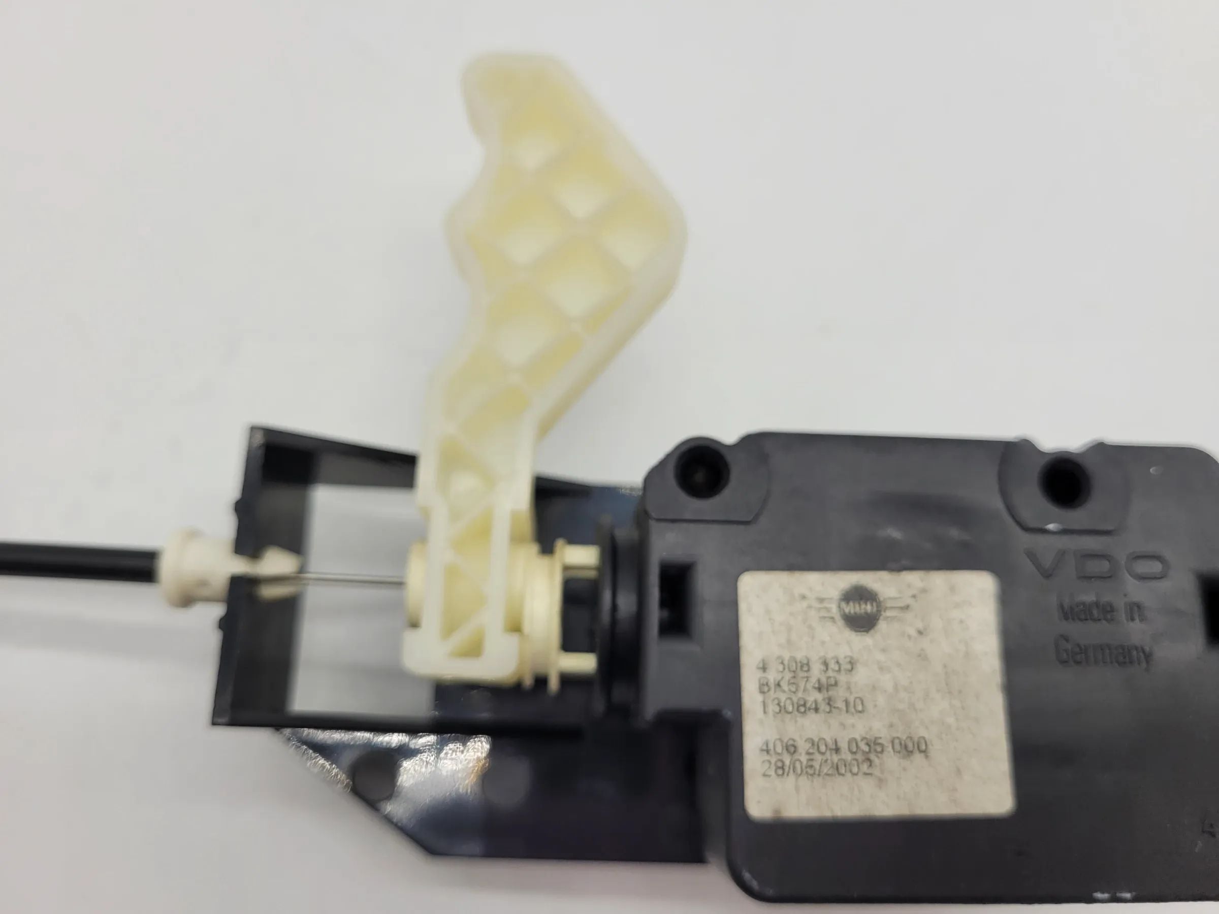 Original Mini One (R50/R53) Stellmotor Schloss Tankklappe 4308333