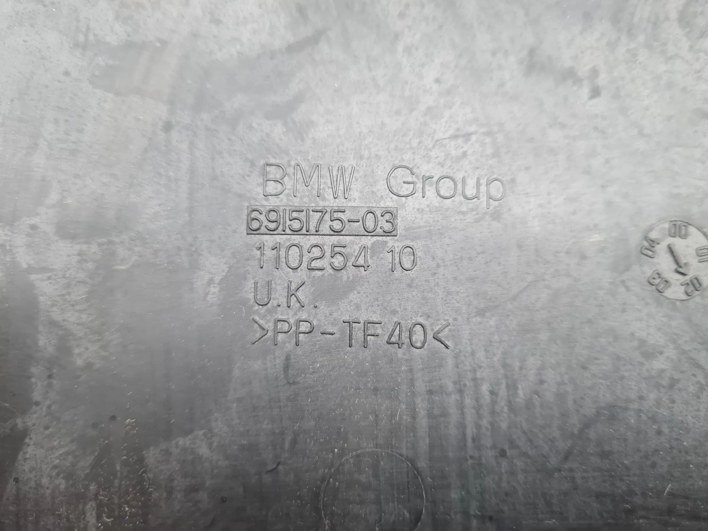 Original Mini One (R50/R53) Batteriekastendeckel Rechts 6915175-03