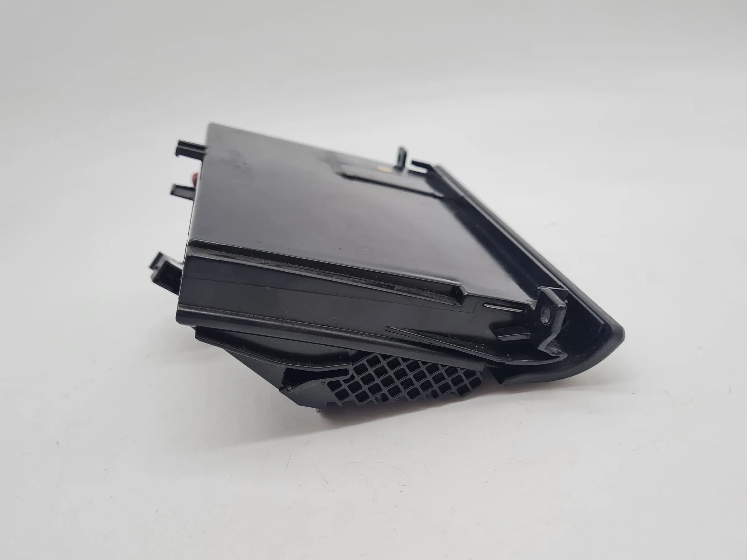 Original Audi A6 (4B2/4B4) Aschenbecher Links Schwarz 4B0857951 F/G