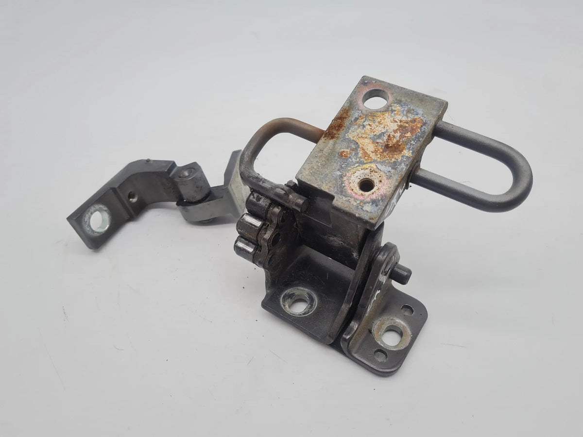 Original Audi A6 (4B2/4B4) Türscharnier Satz Set Vorne Rechts 4B0831412