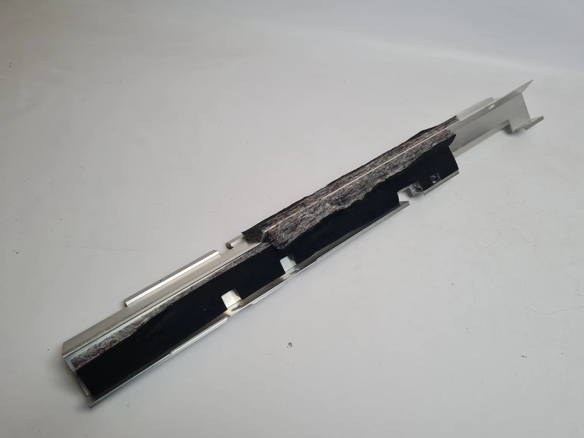 Original BMW X5 (E53) Halterung Links Hinten 51.47-8408765