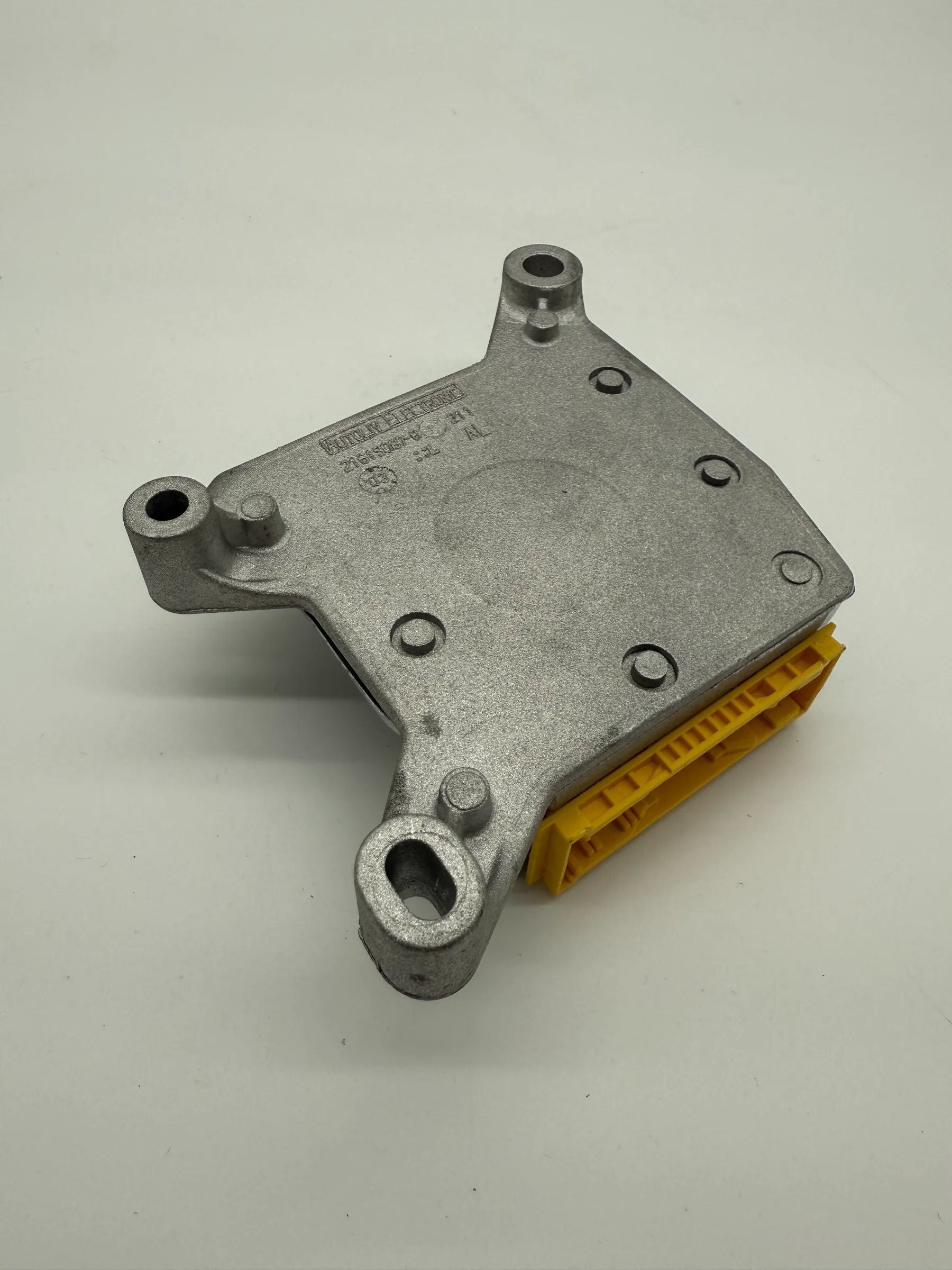 กล่องควบคุมถุงลม Airbag Renault Laguna Grandtour 1.9 dCi หมายเลข 603947700 8200325696