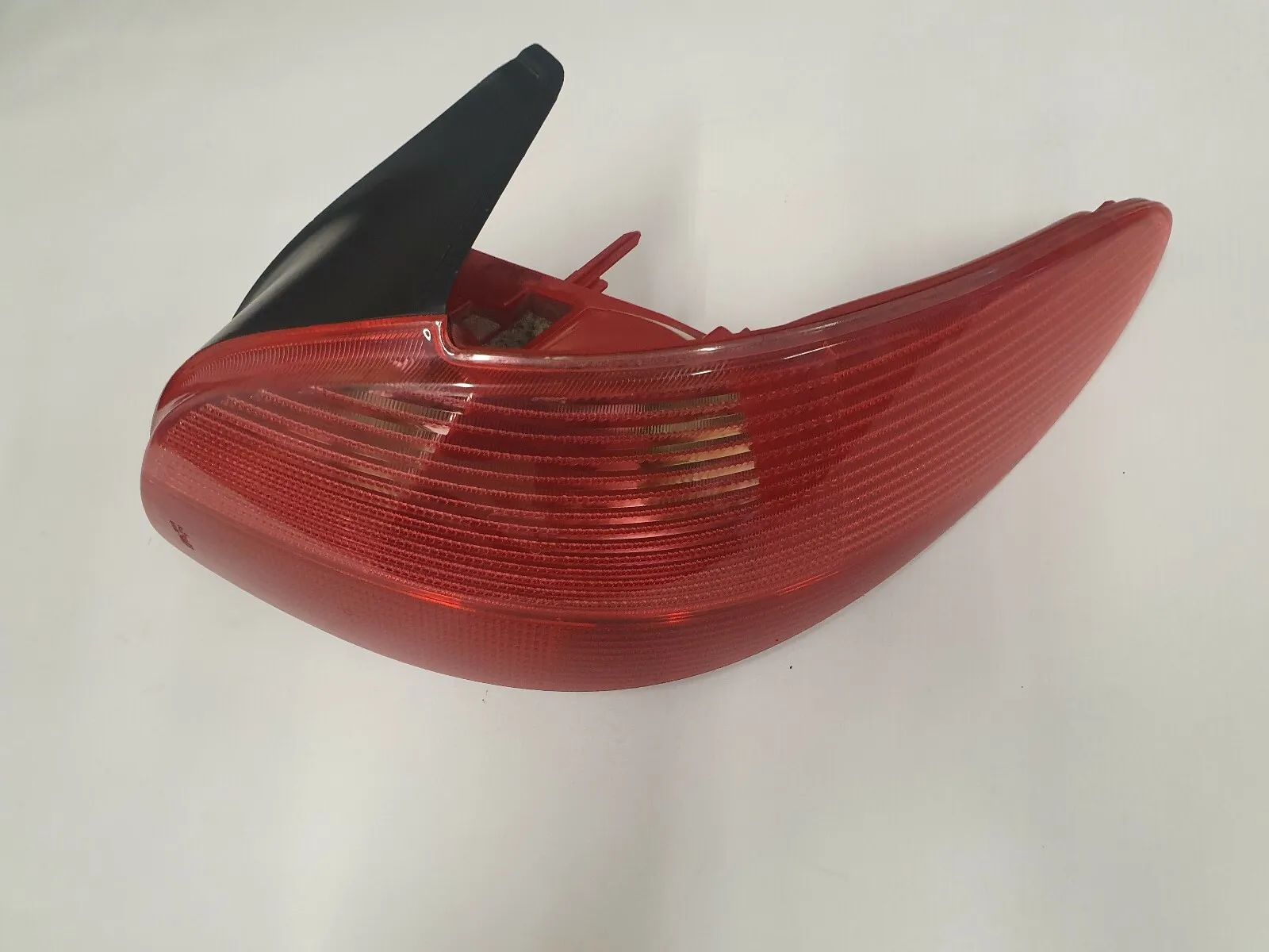 Peugeot 206 Schrägheck Rückleuchte rechts 25319403, D, 2531D, 7203, Axo SCINTEX