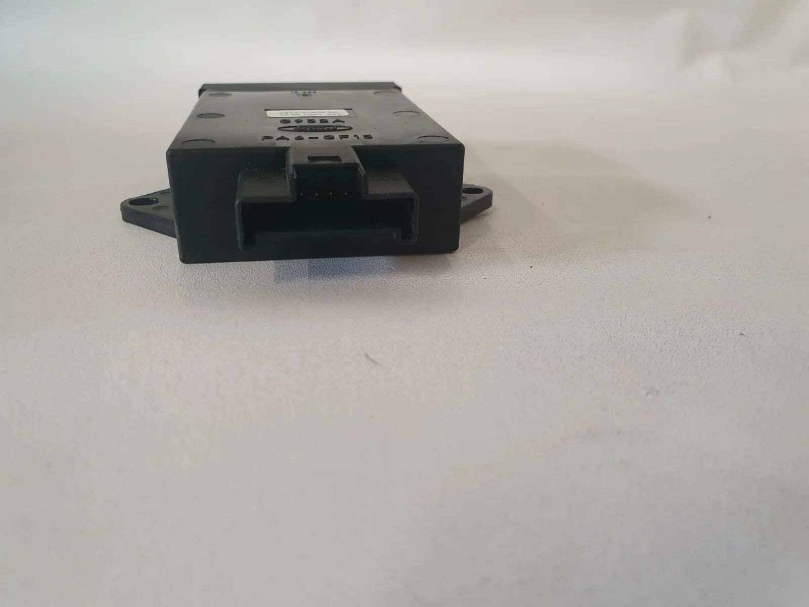 อะไหล่แท้ Ford Mondeo III กล่องควบคุมที่ปัดน้ำฝน 3S7T-3F856-AA