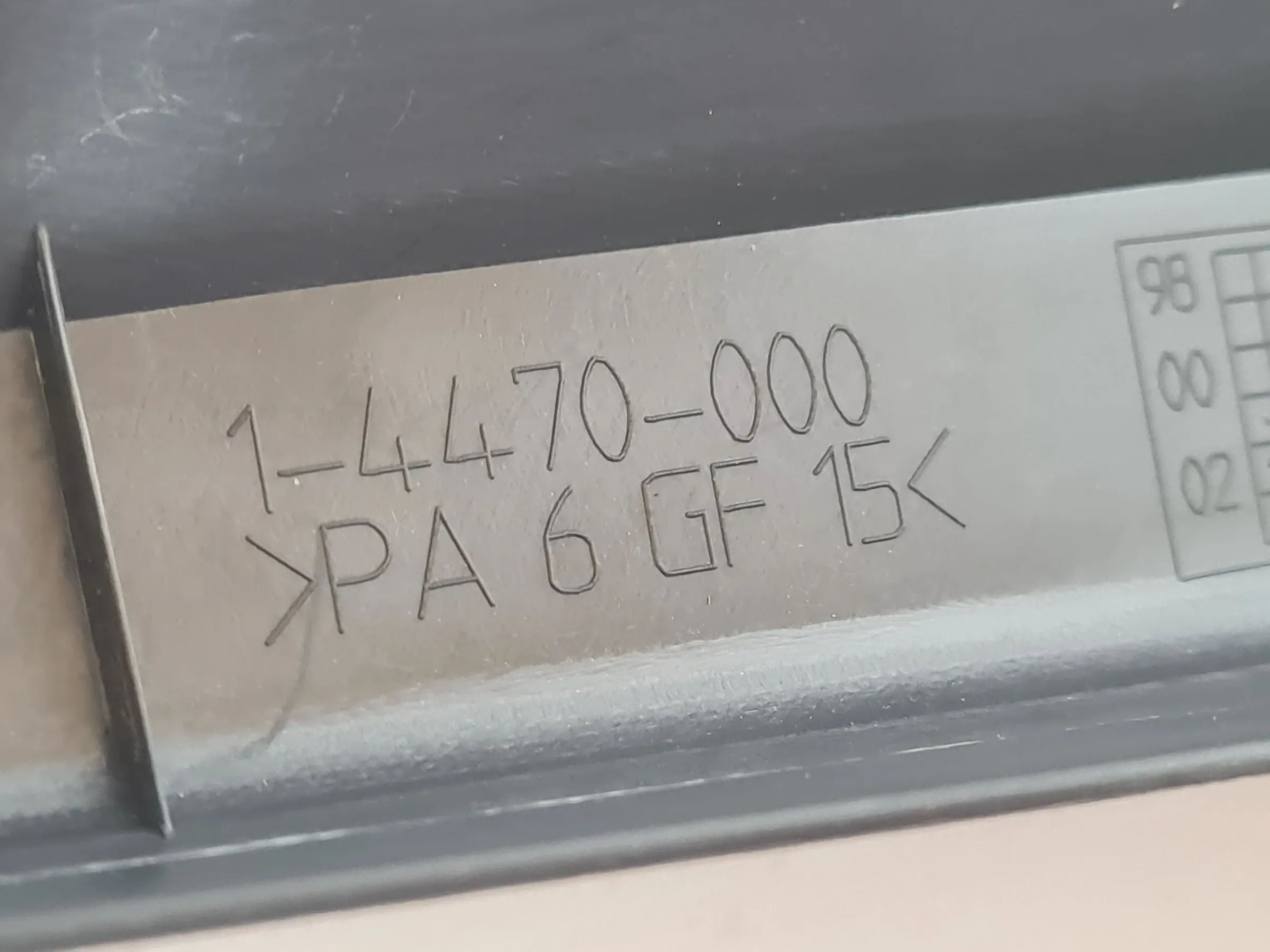 Original Mercedes C-Klasse (CL203) Fensterrahmenverkleidung Rechts A2037250471