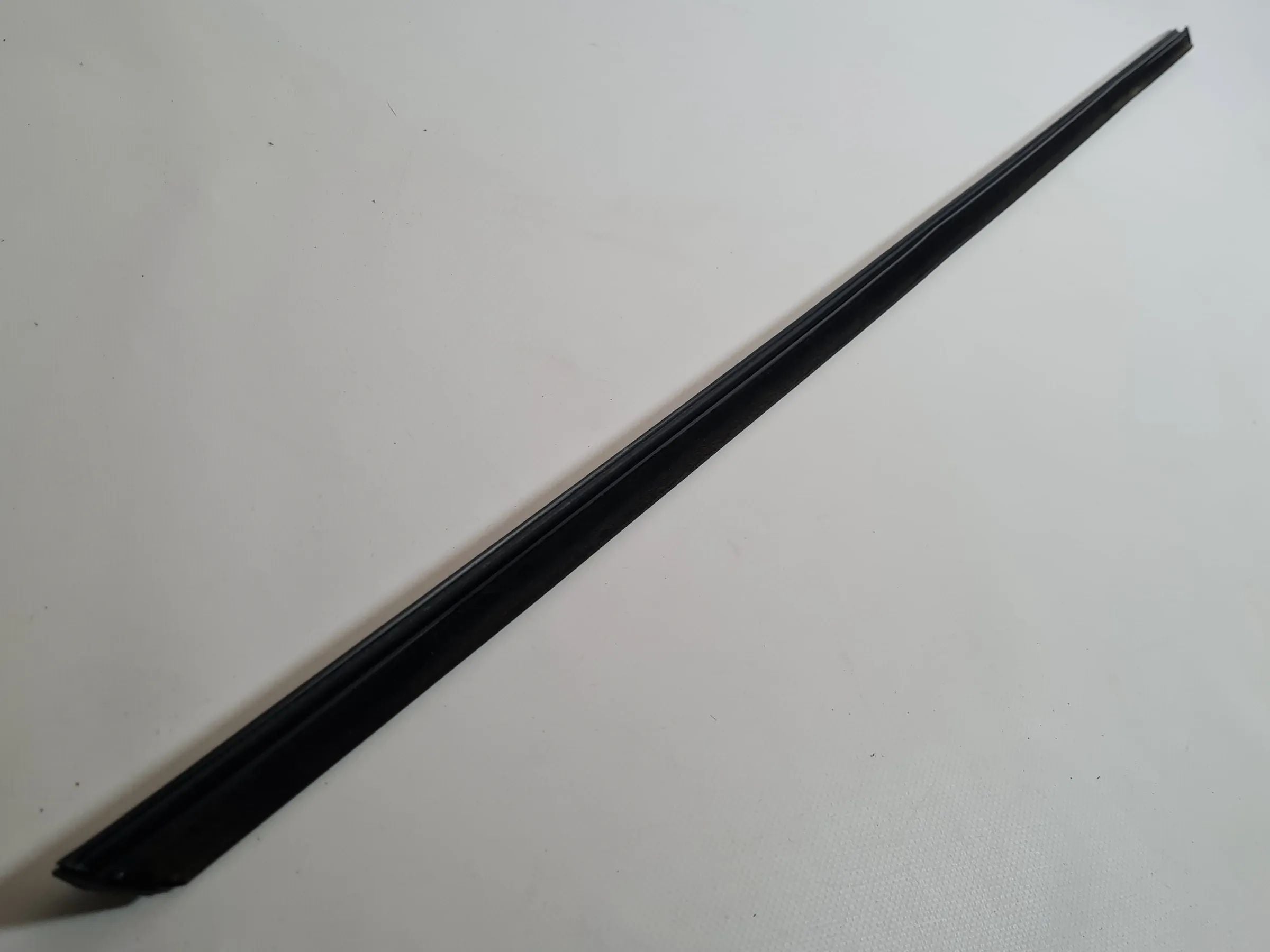 Mini One (R50/R53) Türleiste Zierleiste Links (an 7039865) (Original)