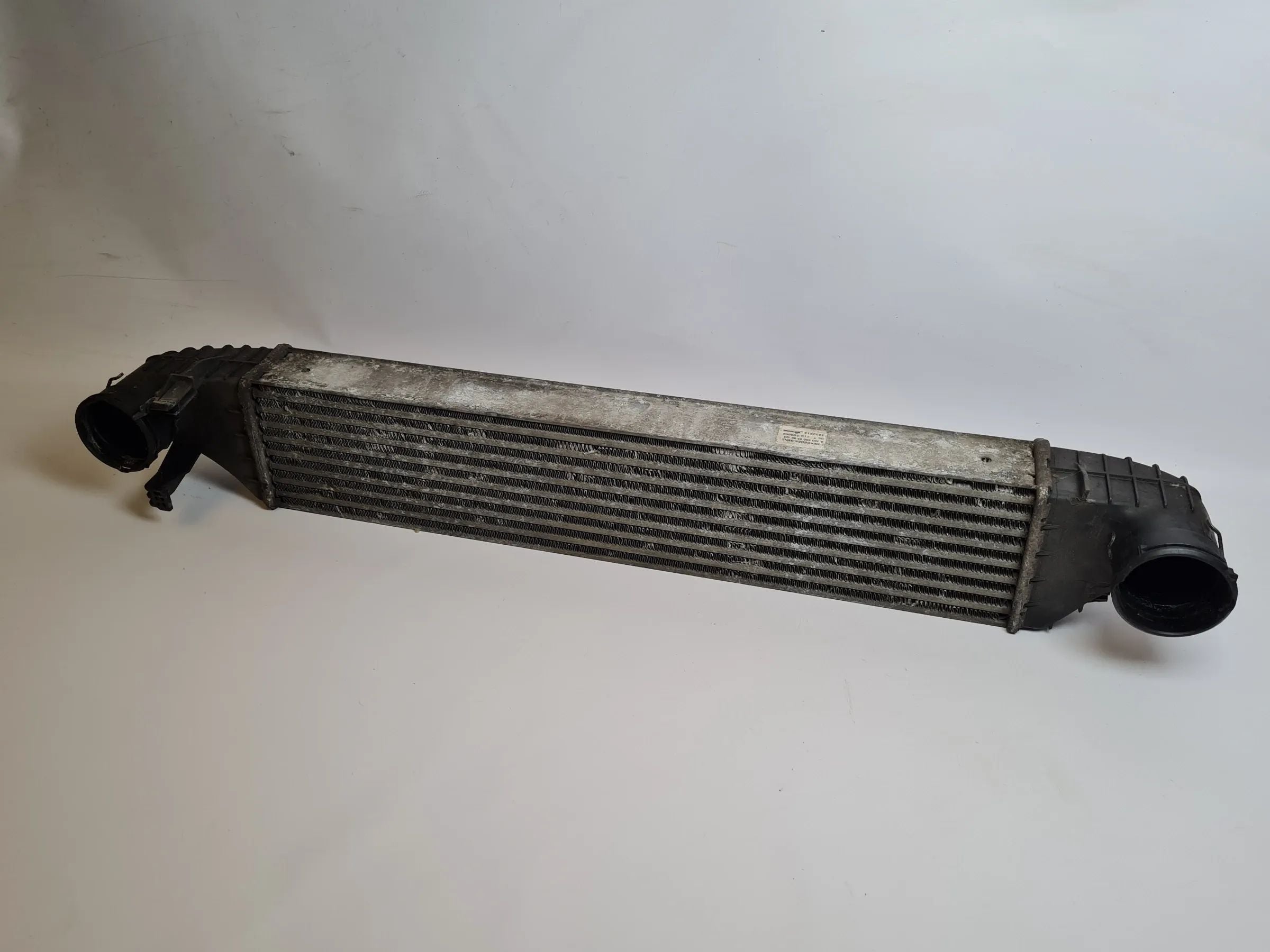 Mercedes C-Klasse CL203 Ladeluftkühler Turbokühler A2036861936 (Original)
