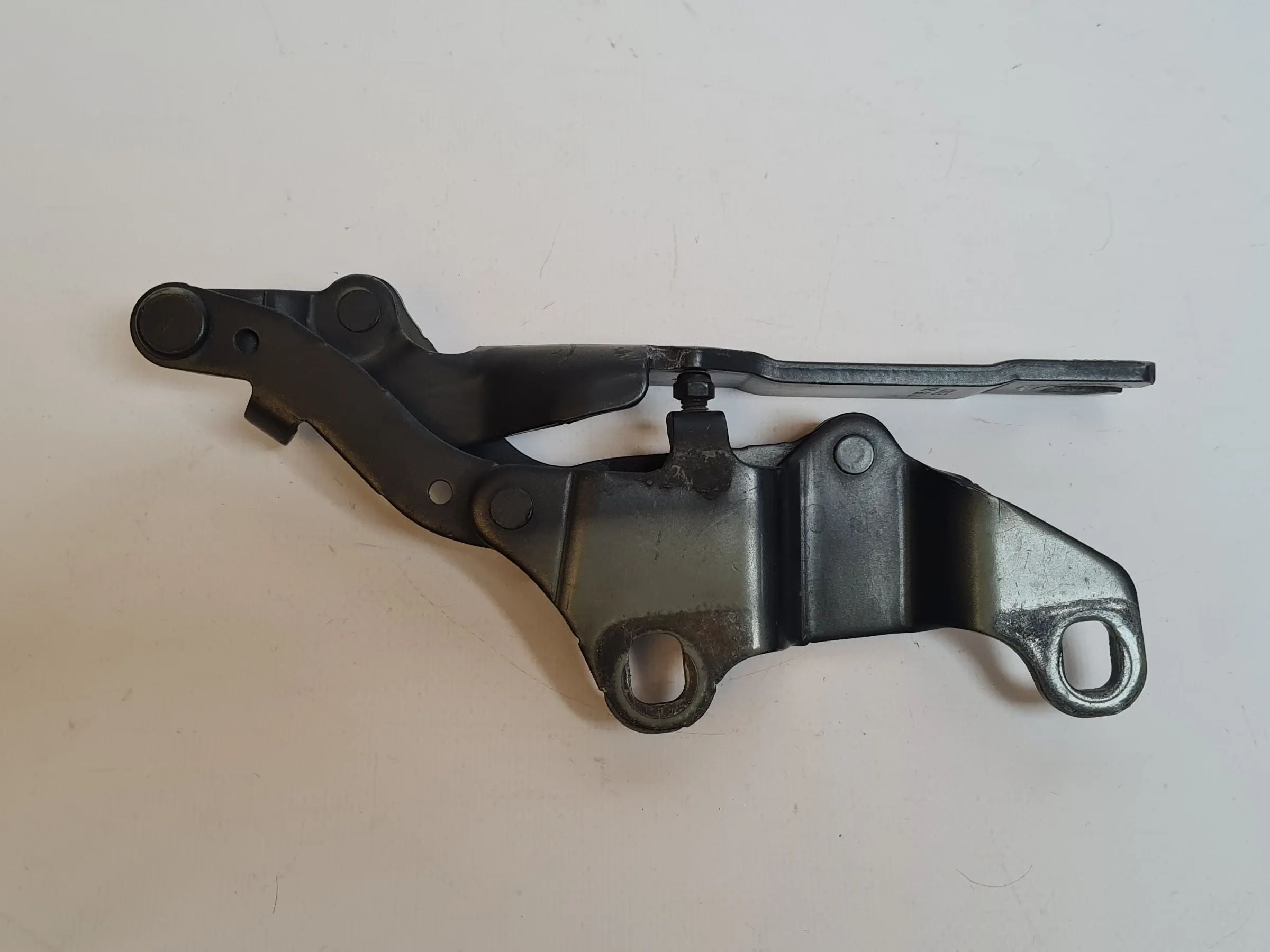 BMW 3er E90 etc. Motorhaubenscharnier Scharnier 7115264 (Original)
