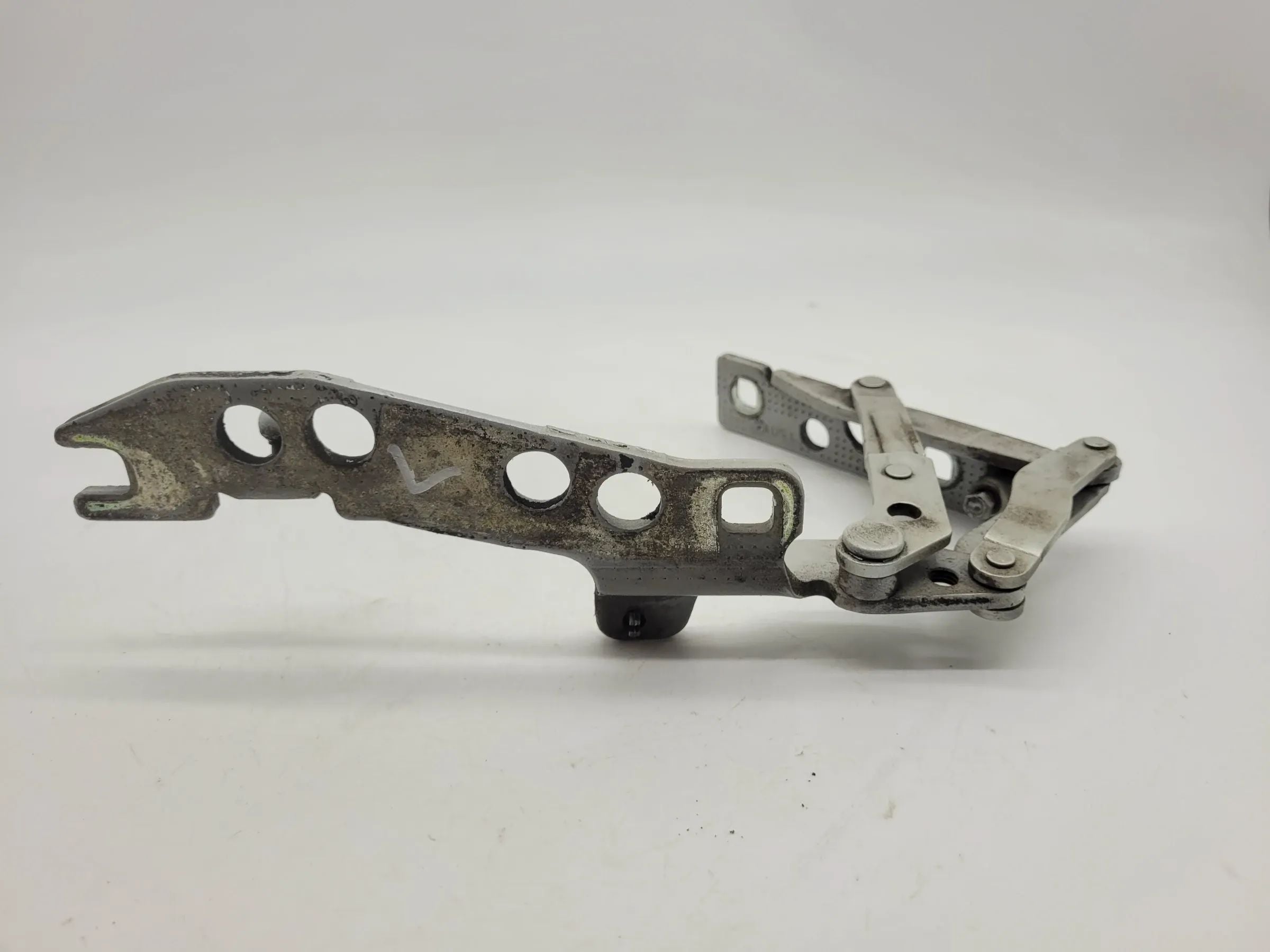 BMW 5er Touring E39 Scharnier Motorhaube Links Original
