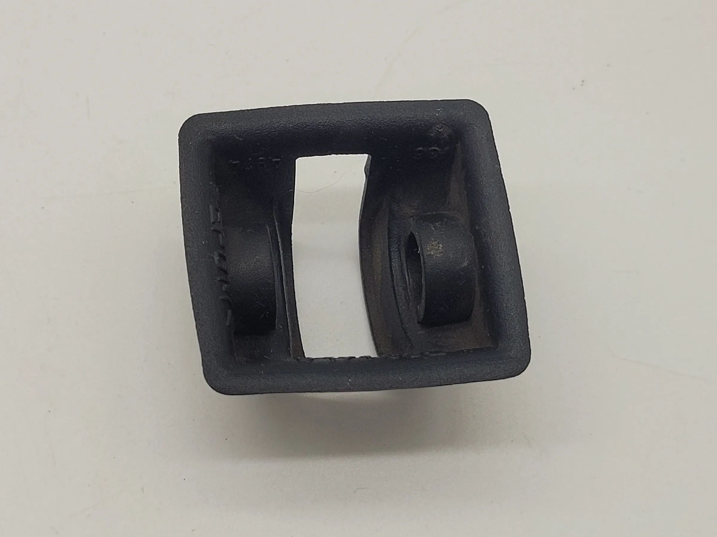 BMW 5er Touring E39 Dichtung Türfangband L/R 8171502 (Original)