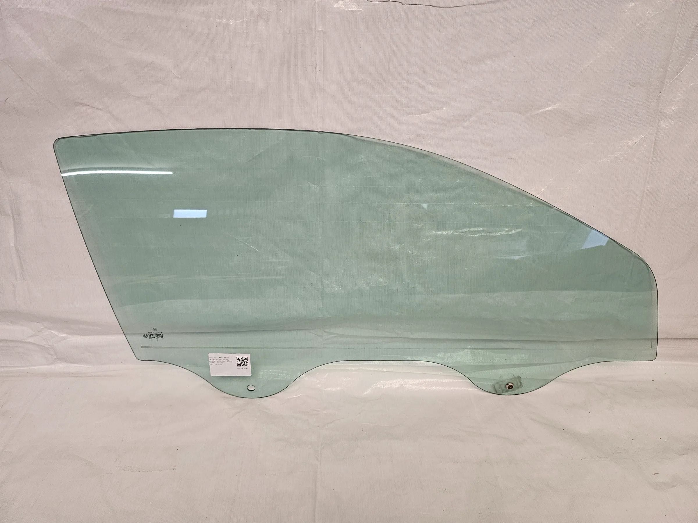 Original Mercedes C-Klasse (CL203) Fensterscheibe Glas Rechts Vorne A2037252410