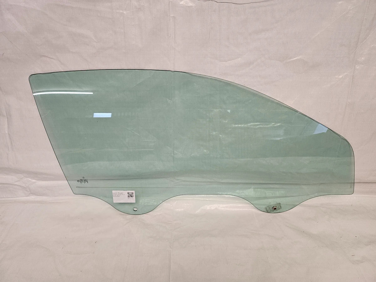 Original Mercedes C-Klasse (CL203) Fensterscheibe Glas Rechts Vorne A2037252410