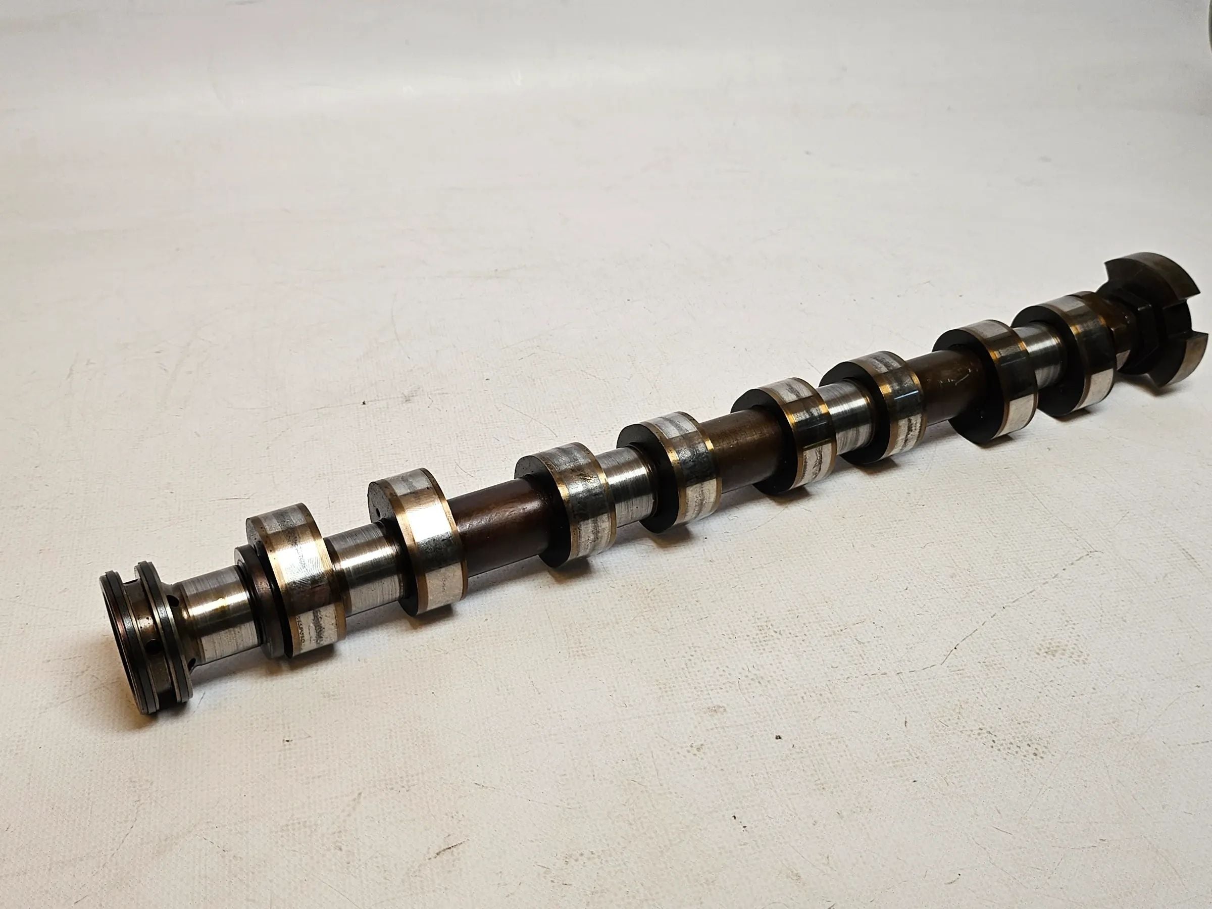BMW F20/F21  -N13B16 1,6L - Mini R57 R56 R60 R58 Einlass Nockenwelle V761938080