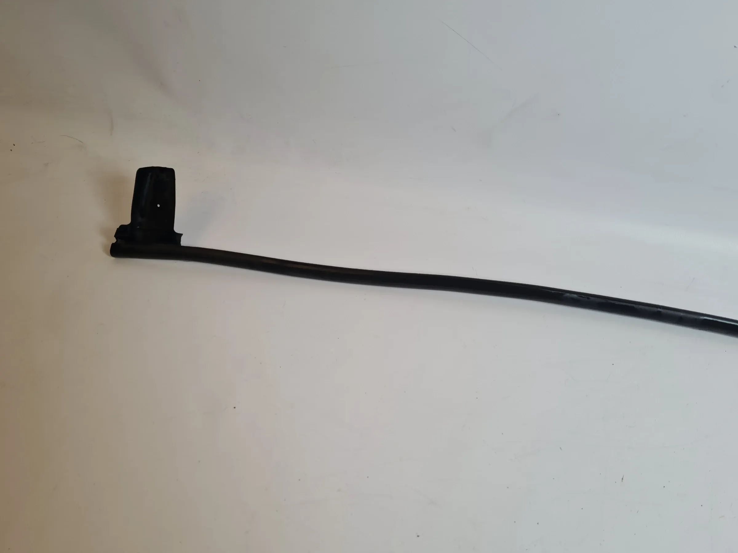 Seat Ibiza IV (6J5/6P1) Fensterschachtabdichtung Links 6J4837477