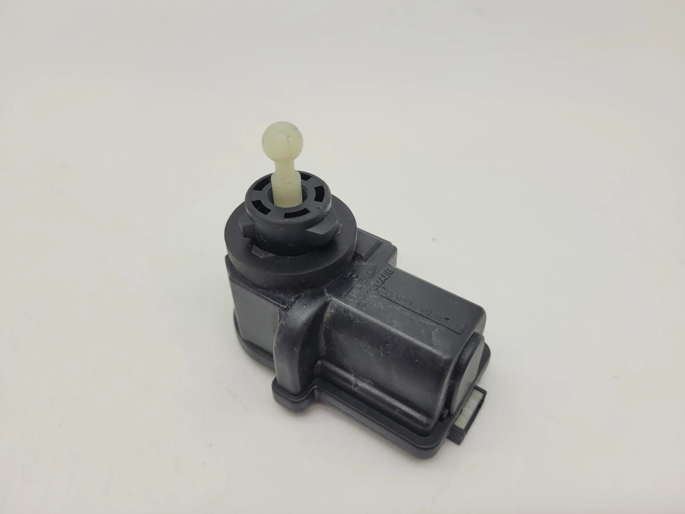 Ford Focus II DA Scheinwerfer Stellmotor LWR L/R 4M5X-13K198-AA (Original)