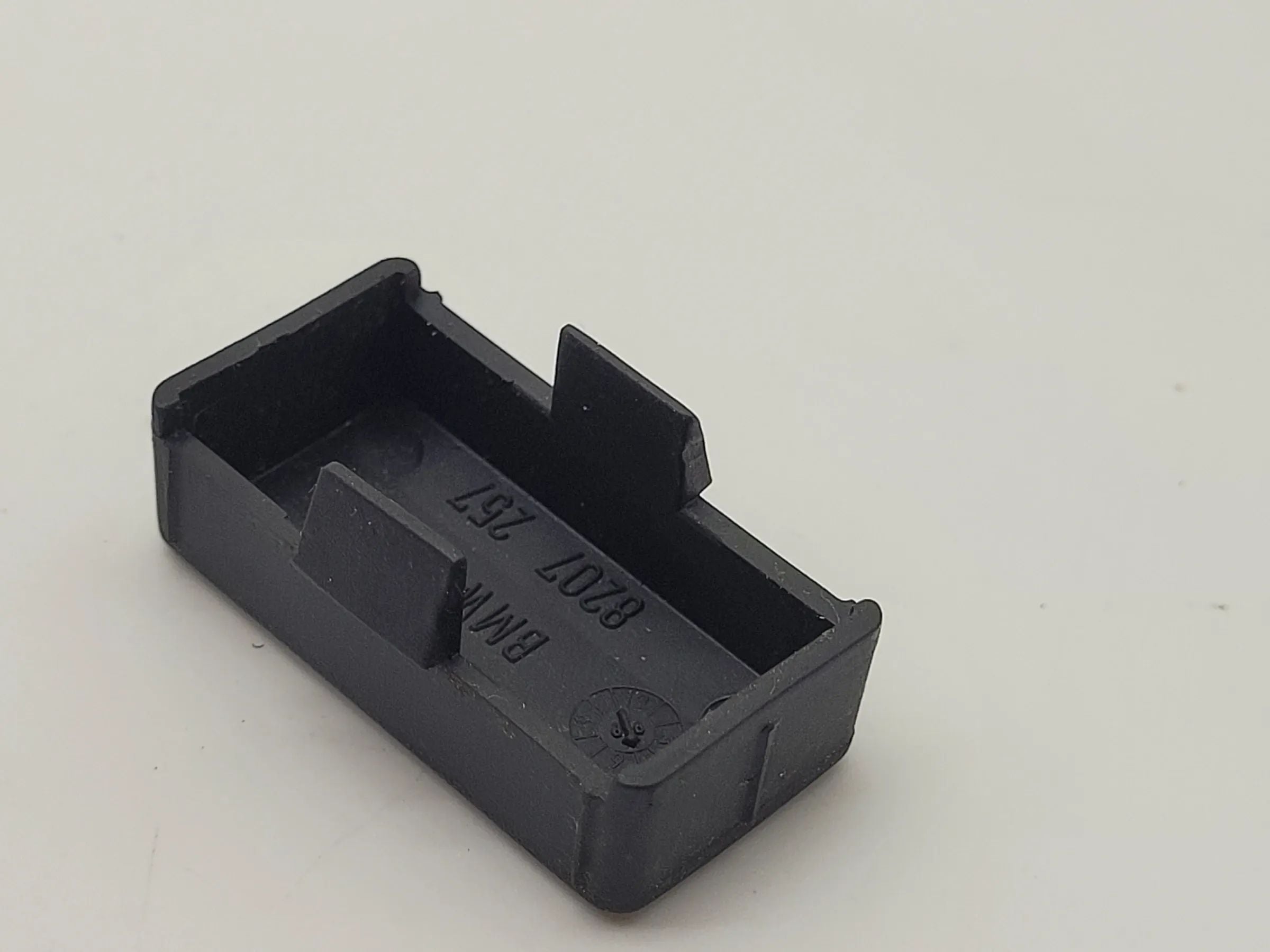 BMW 7er E38 Seiten Verkleidung Blindknopf Links Vorne 52.10-8207257 Original