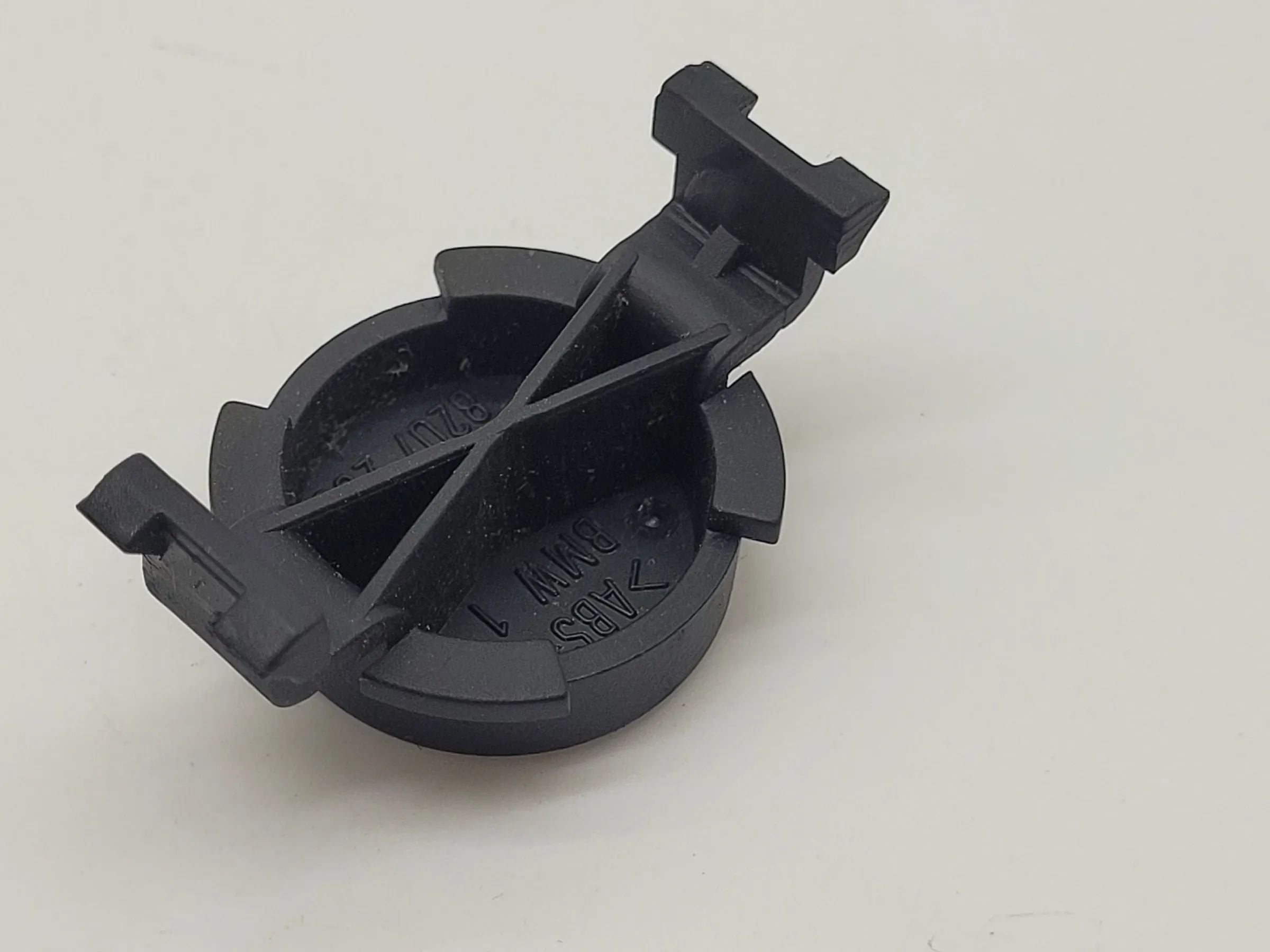 BMW 7er E38 Seiten Verkleidung Blindknopf Links Vorne 52.10-8207263 Original