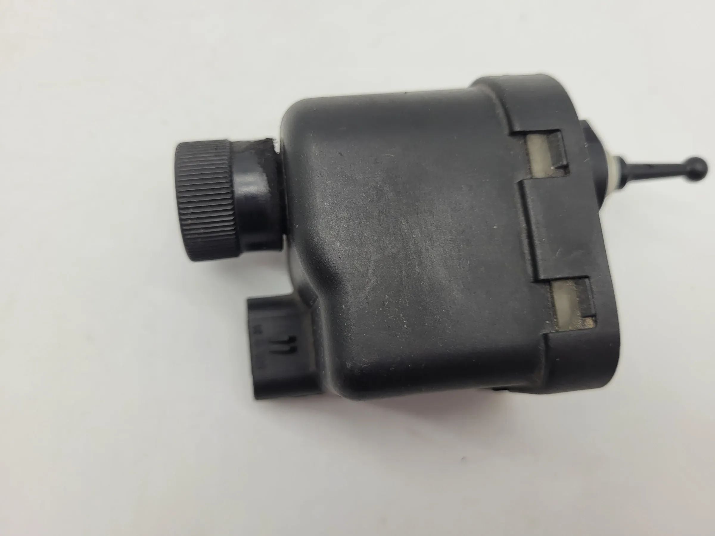 Opel Corsa B S93 Scheinwerfer Stellmotor LWR L/R (Original)
