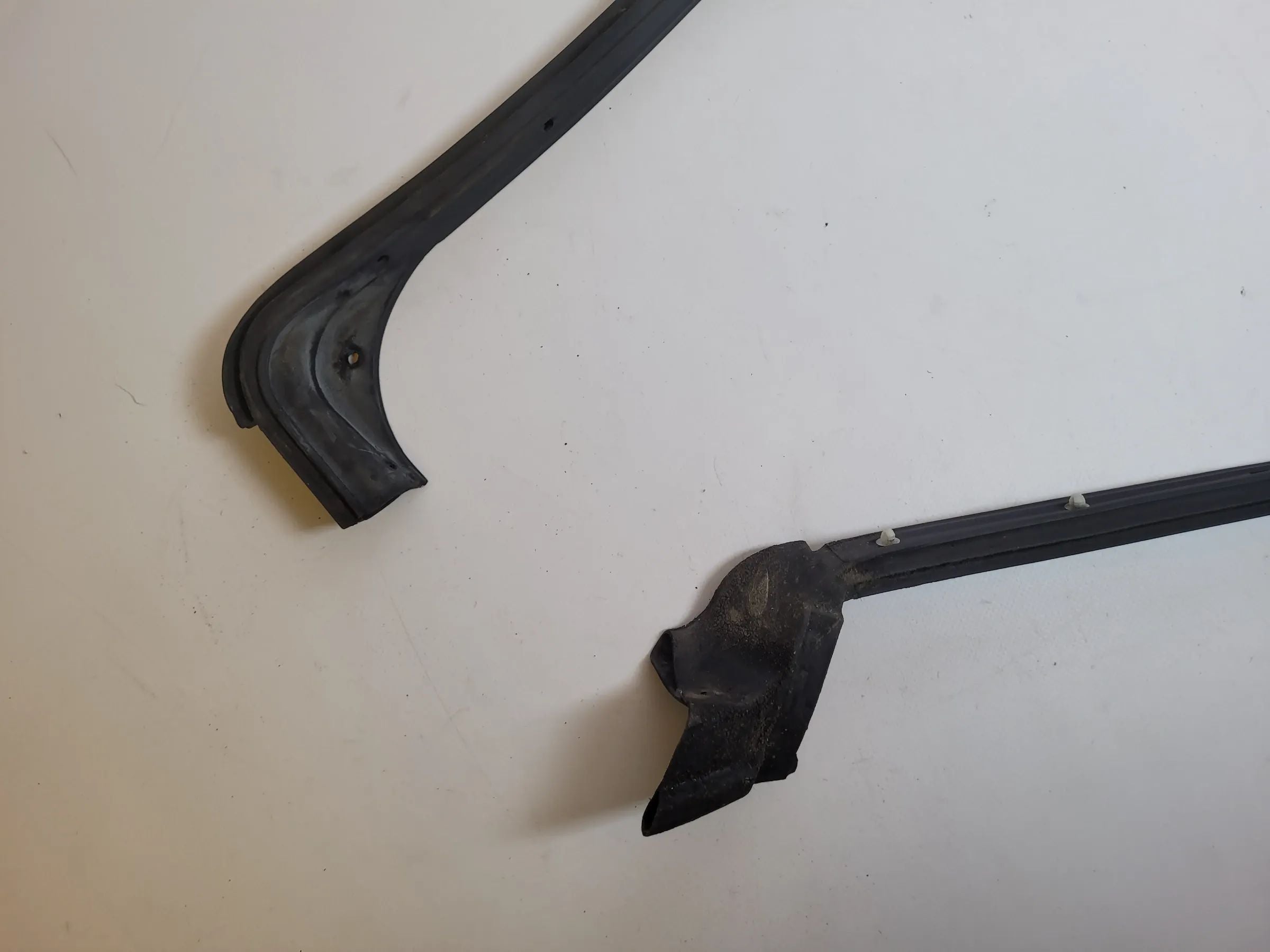 Fiat Punto Grande 199 Rahmen Dichtung Vorne Rechts Original