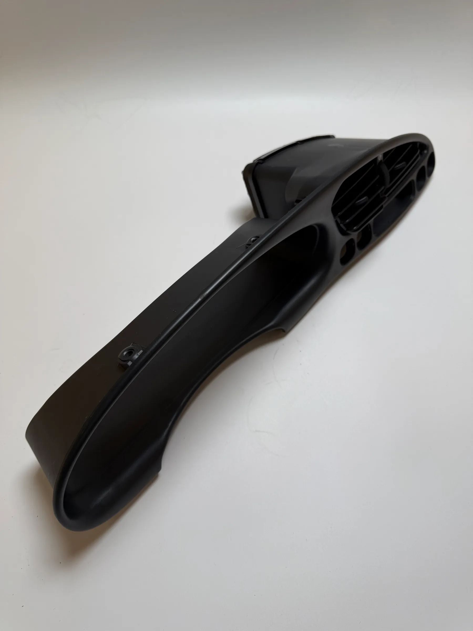 フォードフィエスタ Jbs/jas 96FGA014L21 タコメーターパネル 黒 黒色 内装カバー