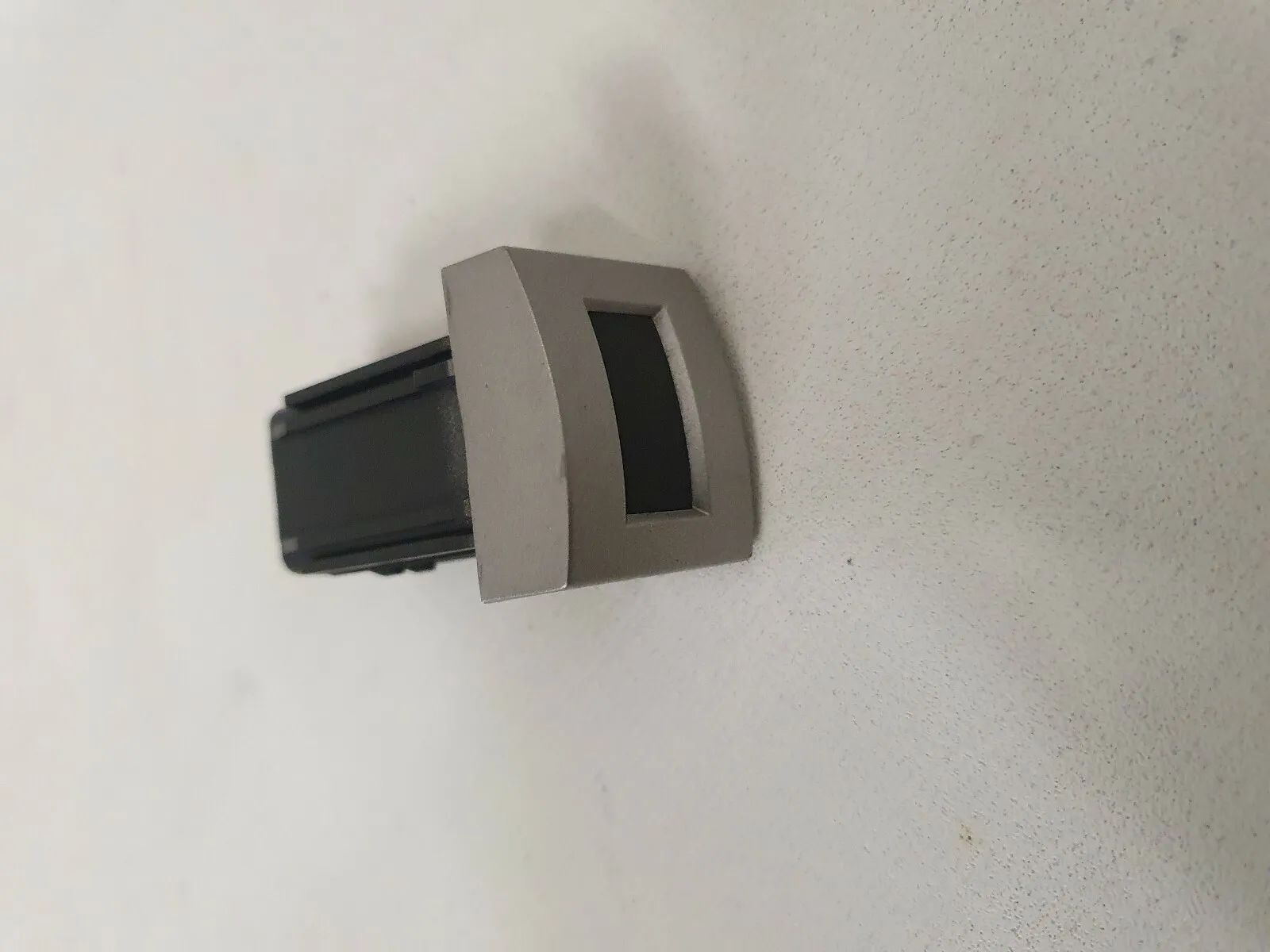 ⭐⭐⭐ ORIGINAL KIA Carnival  Schalter Blende blank 620W08670 ⭐⭐⭐