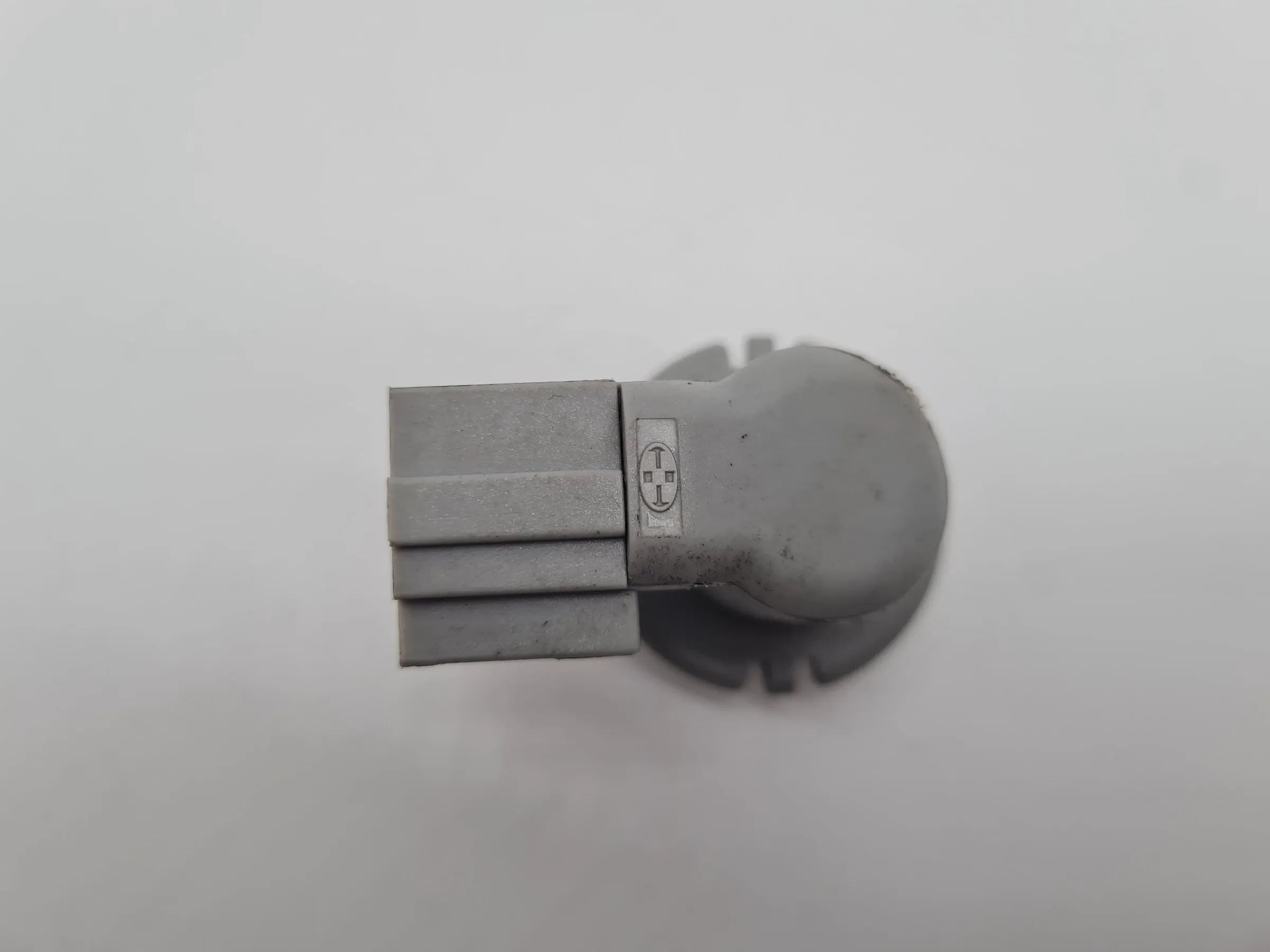 Original Renault Twingo I 1 (C06) Scheinwerfer Blinker Lampenträger L/R 39100846