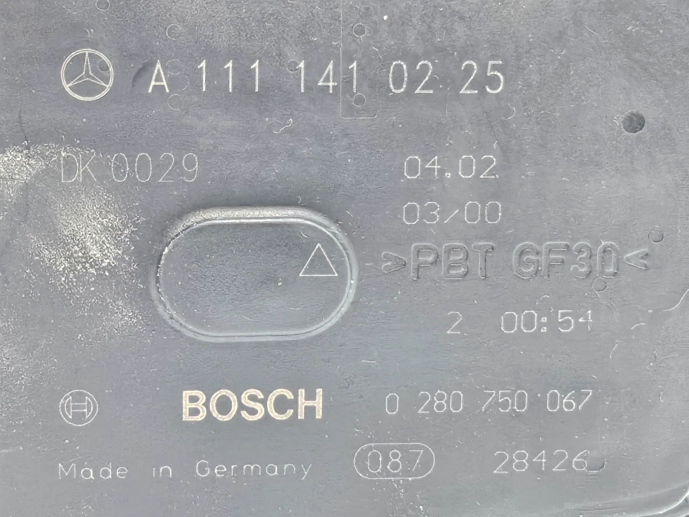 Original Mercedes W203  2,0 Benzin  Drosselklappe  A1111410225 Bosch 0280750067