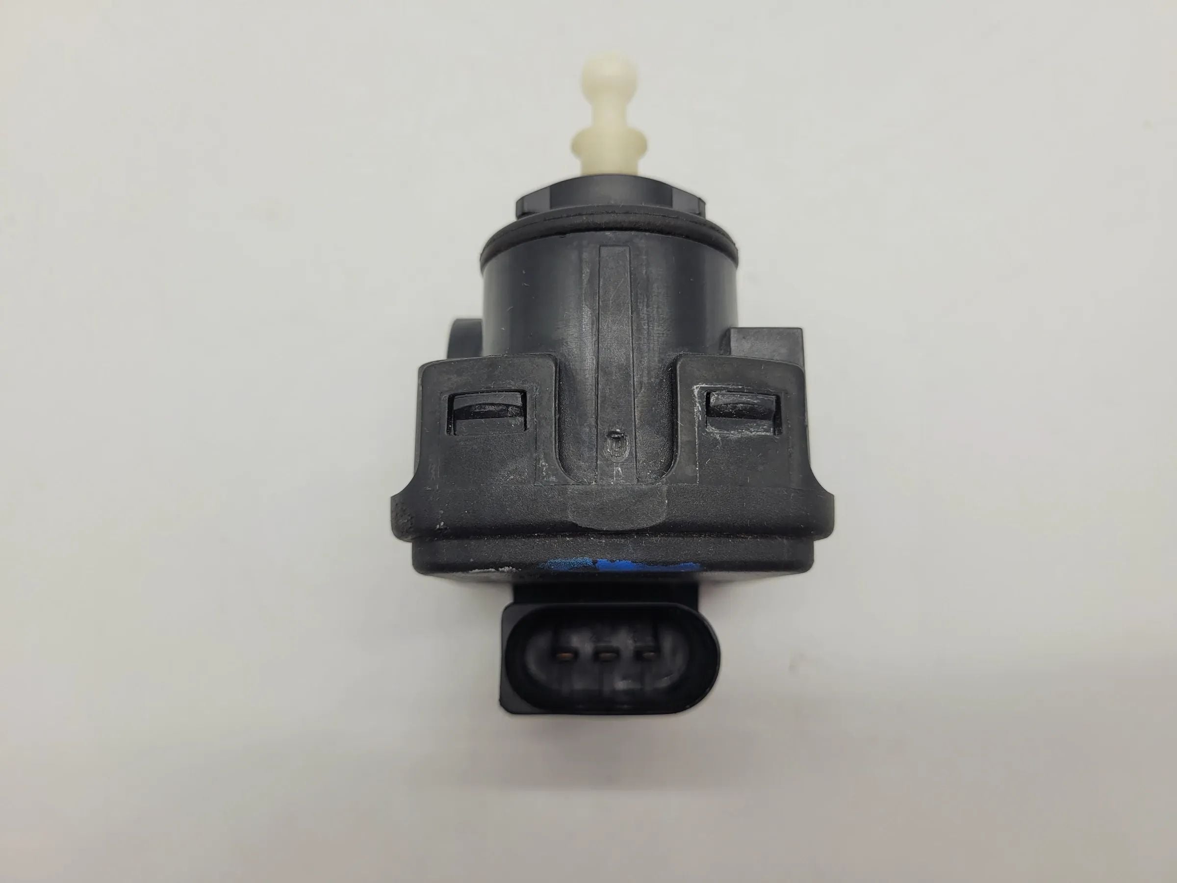 Original Audi A3 (8L1) Scheinwerfer Stellmotor LWR L/R 8L0941295