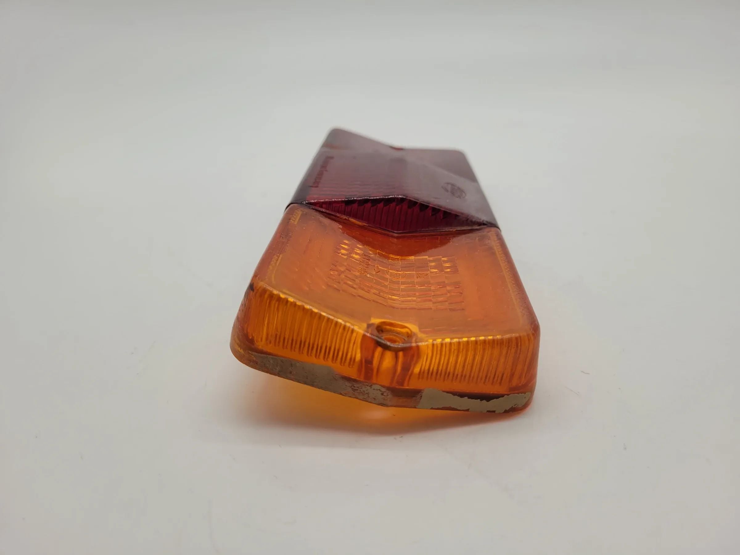 Original Mercedes-Benz T1 (601/611) Blende Rück- & Bremsleuchte Hinten 43322