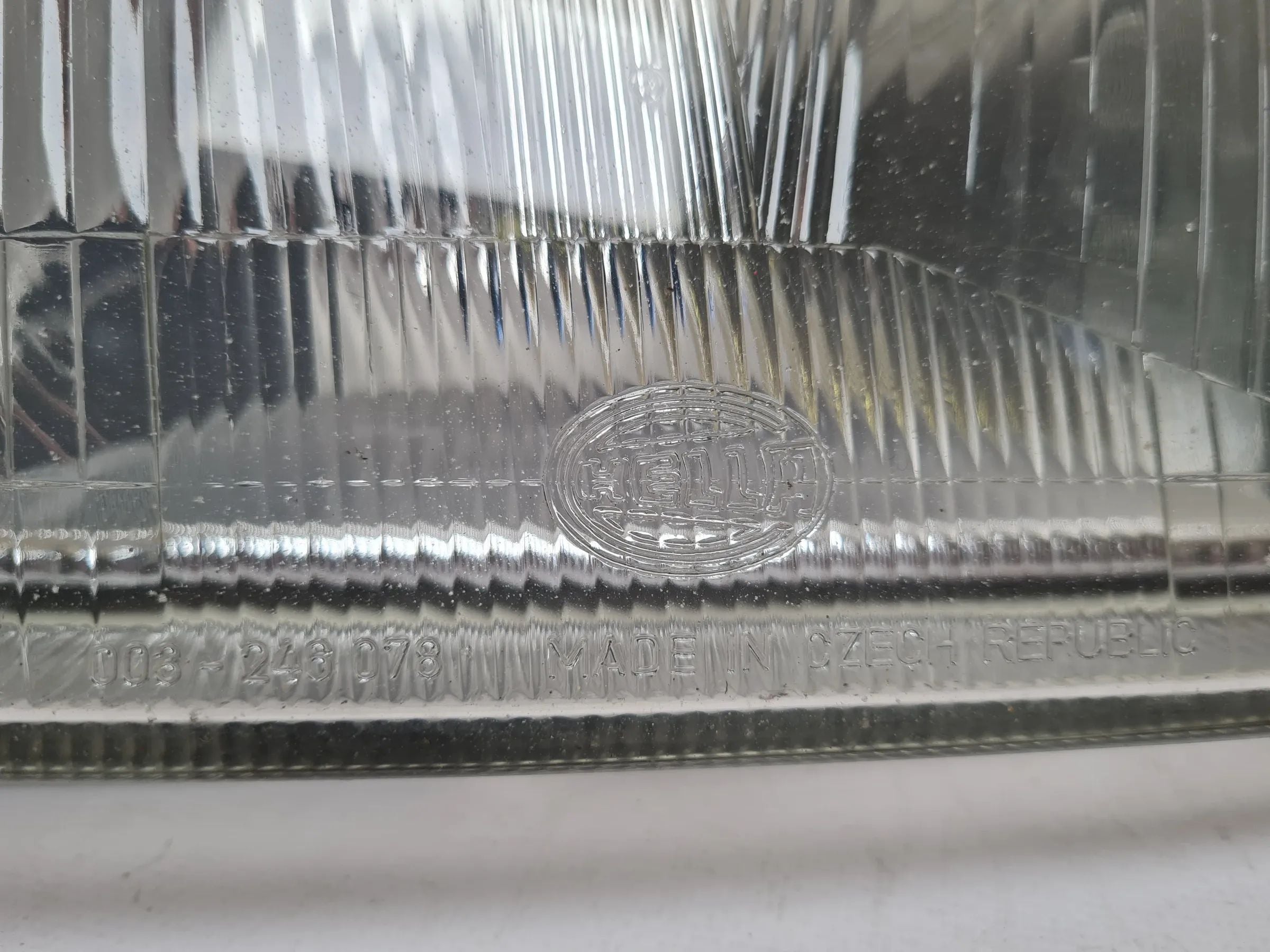 Original Skoda Octavia (1U2) Scheinwerfer / Frontleuchte Rechts 246 086-00