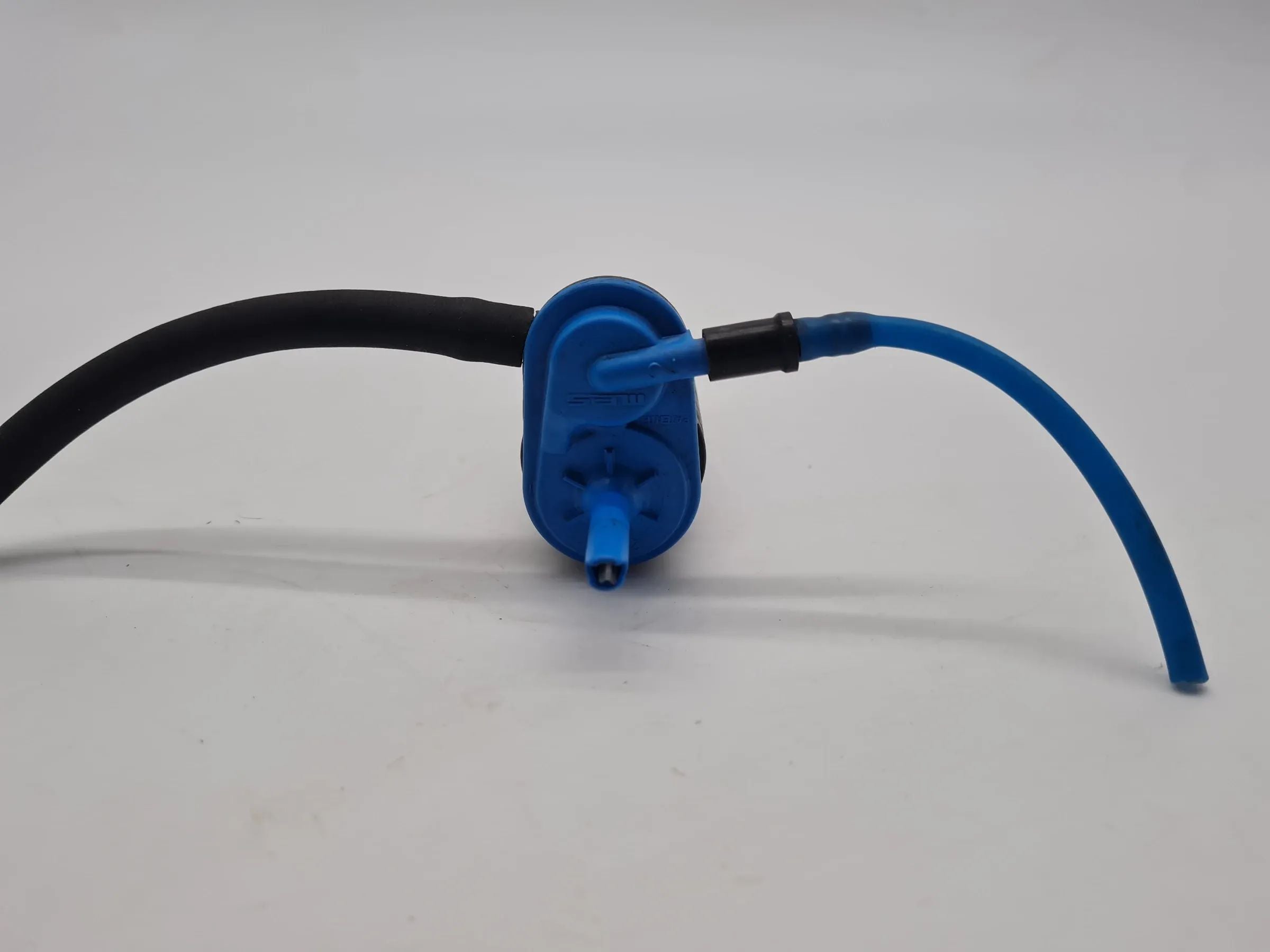 Original Mercedes-Benz A-Klasse (W168) Waschwasserpumpe A1248690072