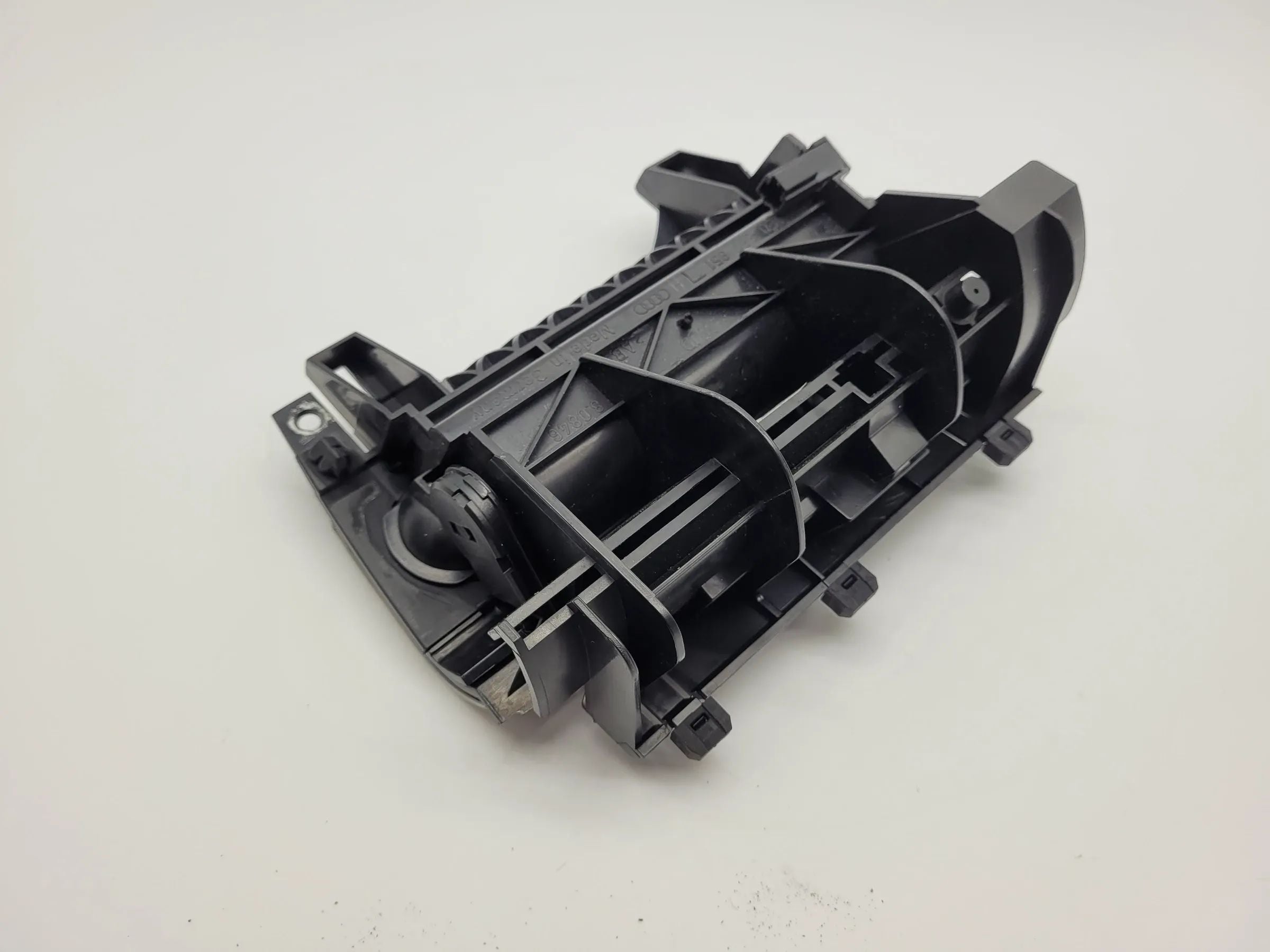 Original Audi A4 (8E/B6/B7) Aschenbecher Grau 8EO857951